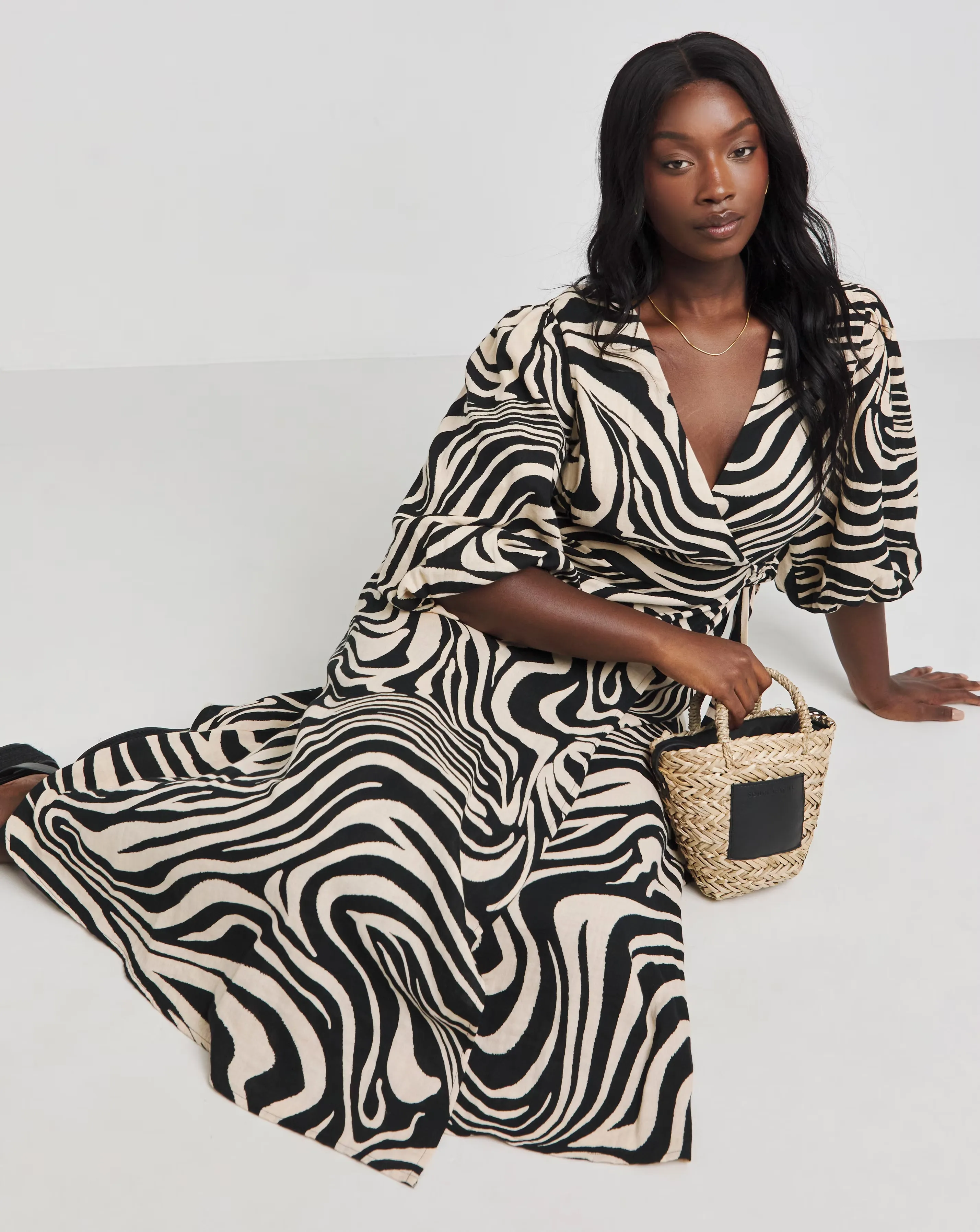 150844-nobody-x27-s-child-black-swirl-print-regan-wrap-midi-dress-1.webp