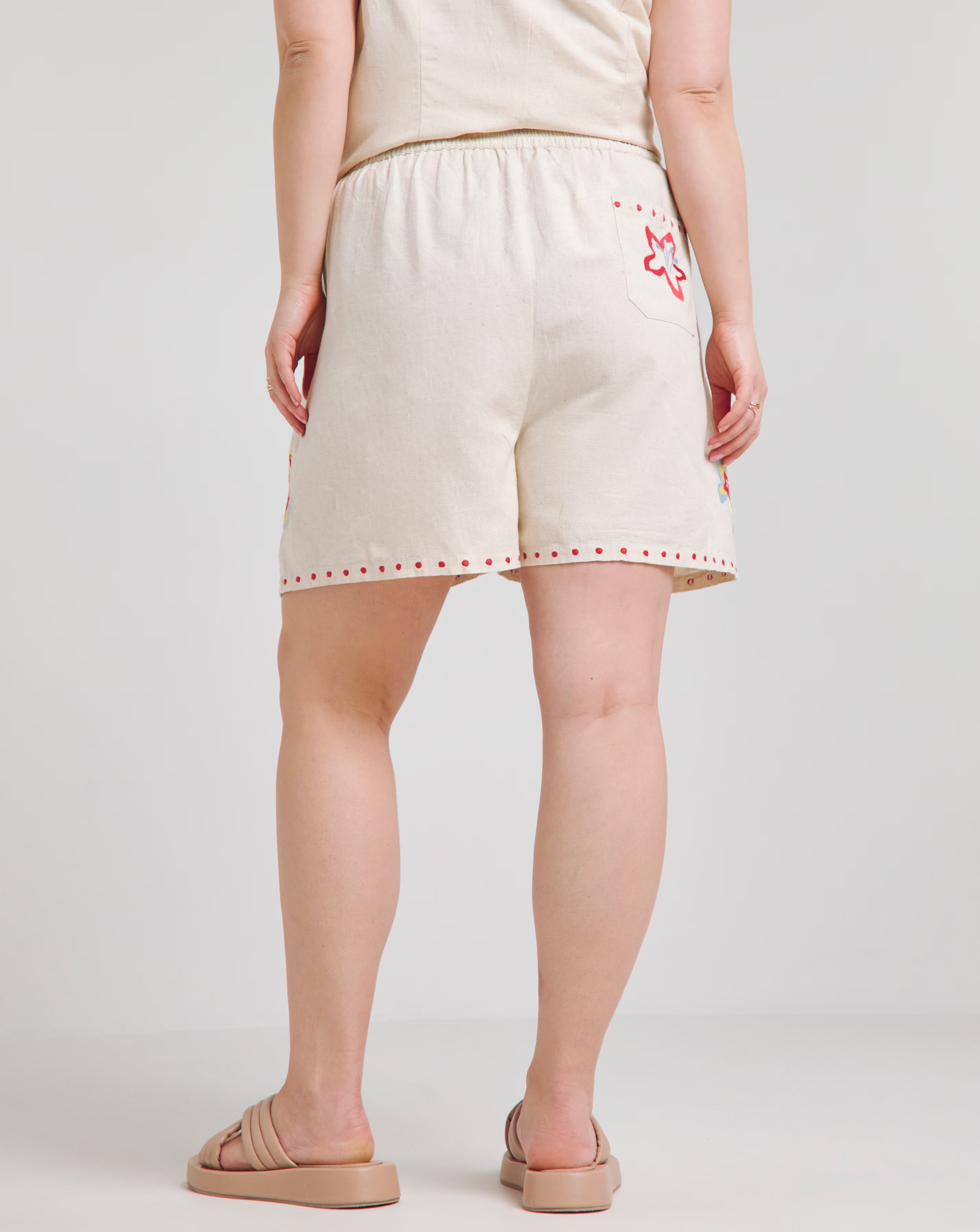 151056-native-youth-cream-elasticated-waist-linen-mix-shorts-1.webp