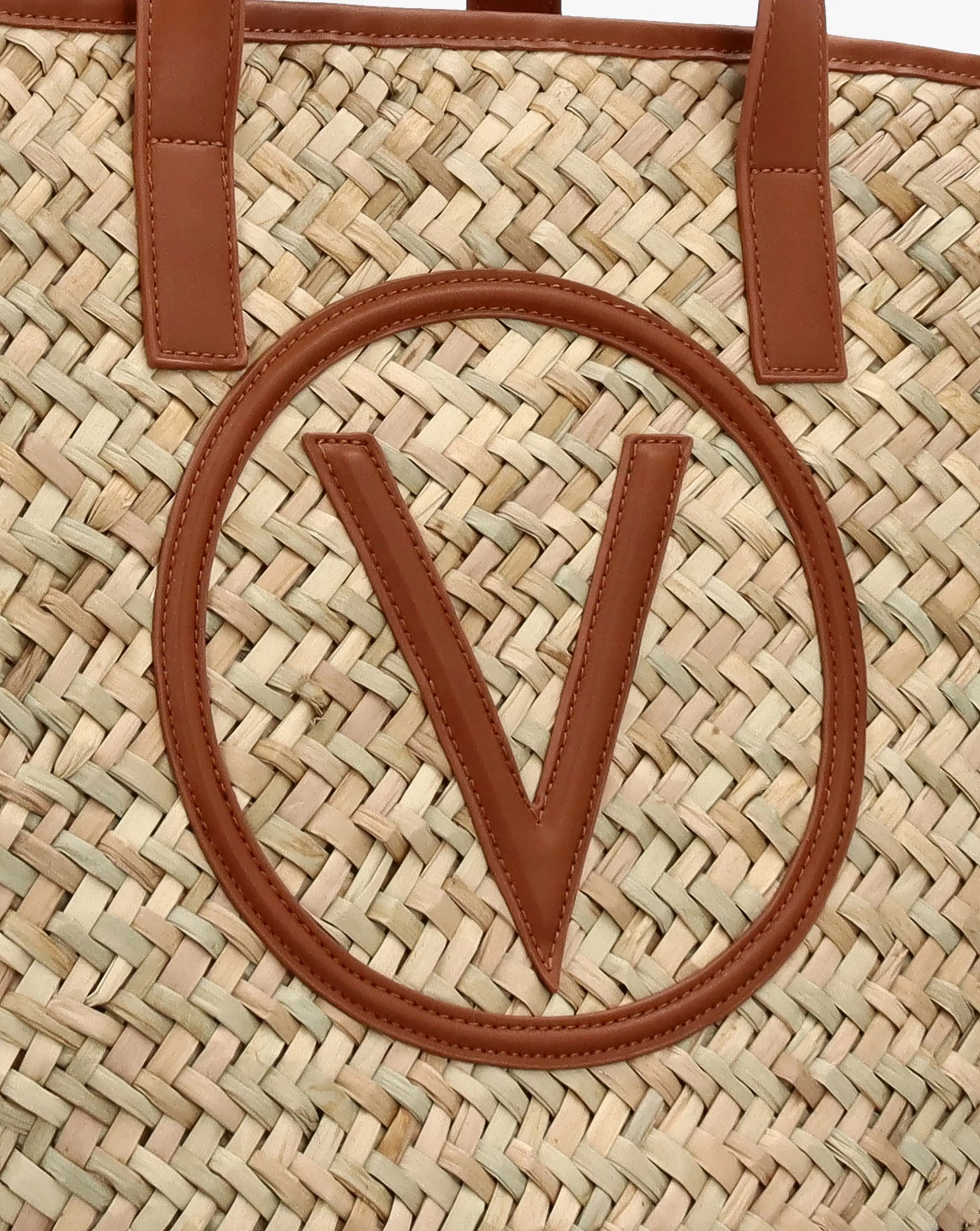 152602-valentino-bags-samuela-tan-woven-straw-shopper-bag-1.webp