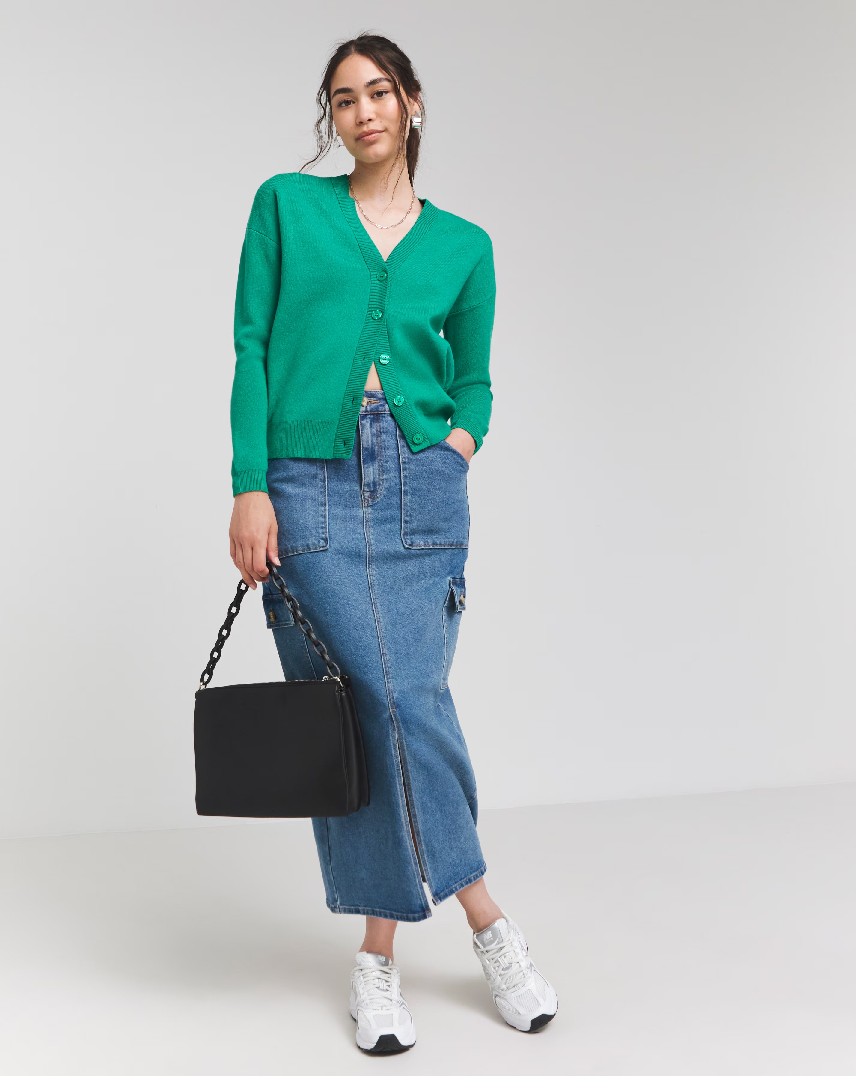 152668-green-loose-fit-cardigan-1.webp