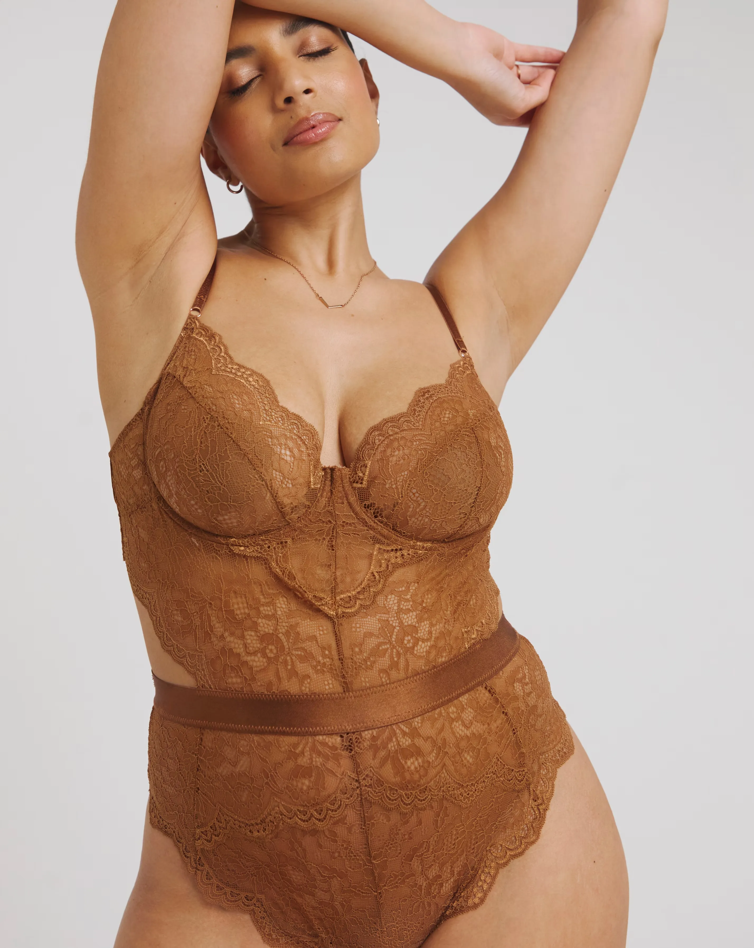 153927-ann-summers-hold-me-tight-body-nude3-1.webp