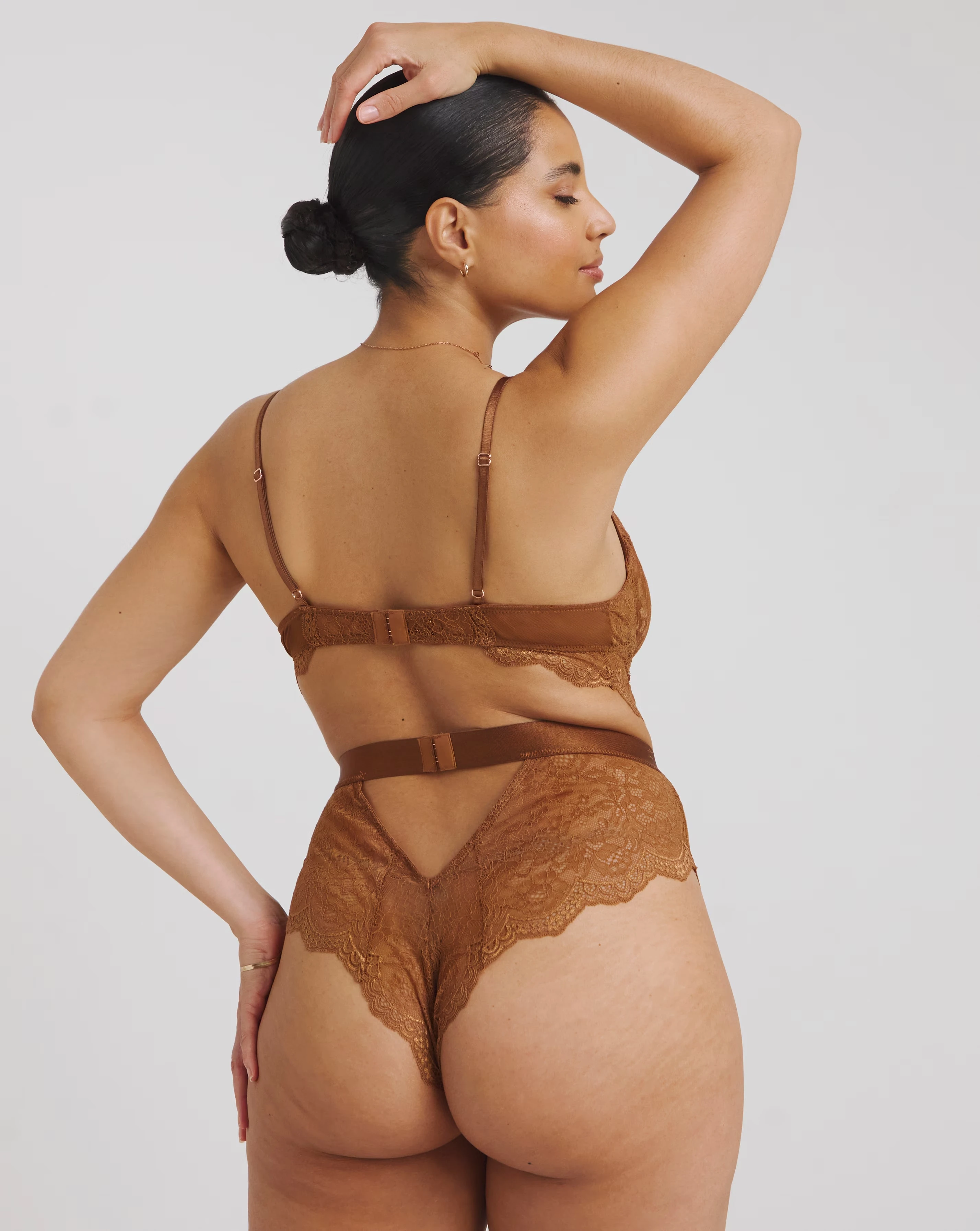 153927-ann-summers-hold-me-tight-body-nude3-1.webp