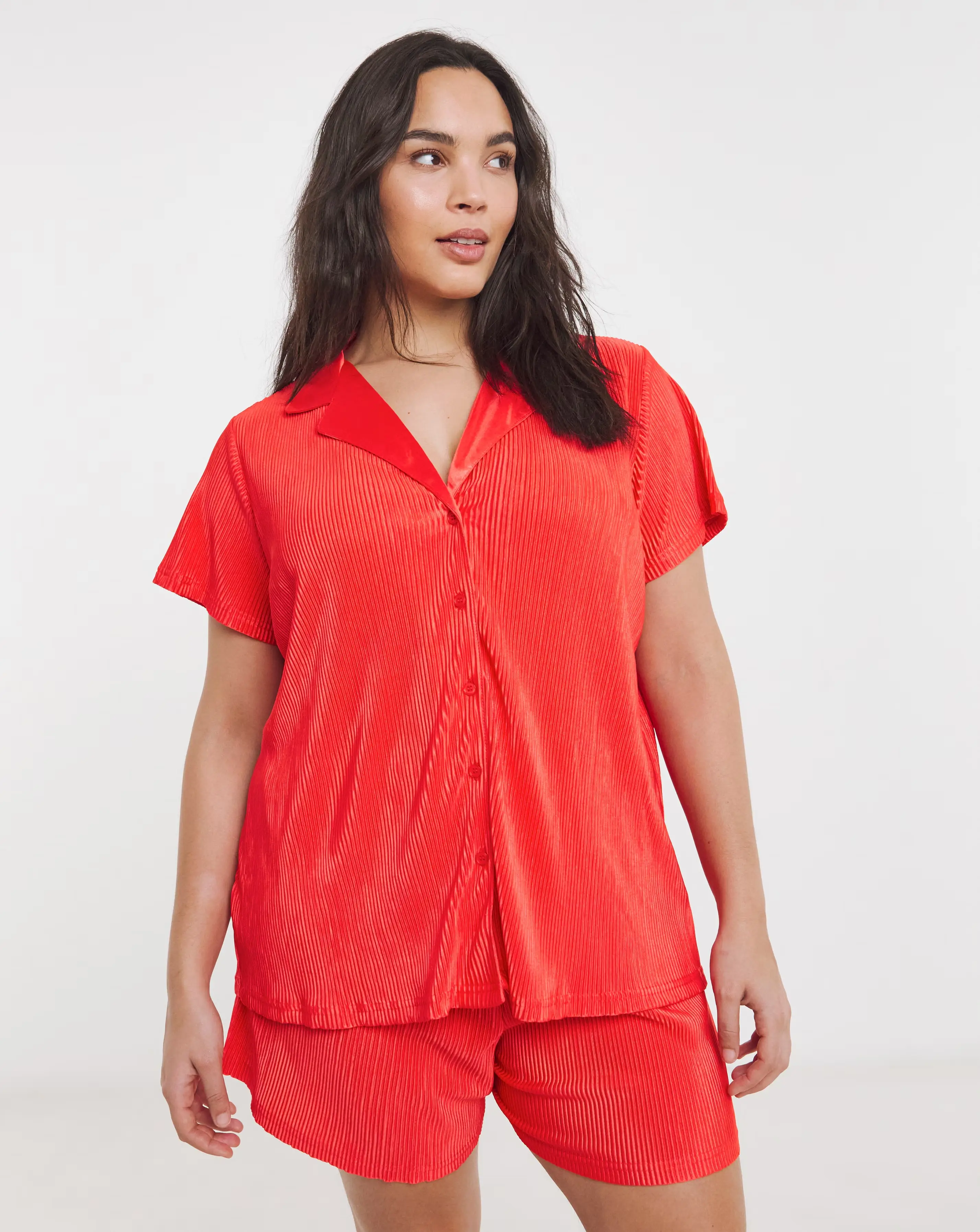 154642-plisse-lounge-short-set-1.webp