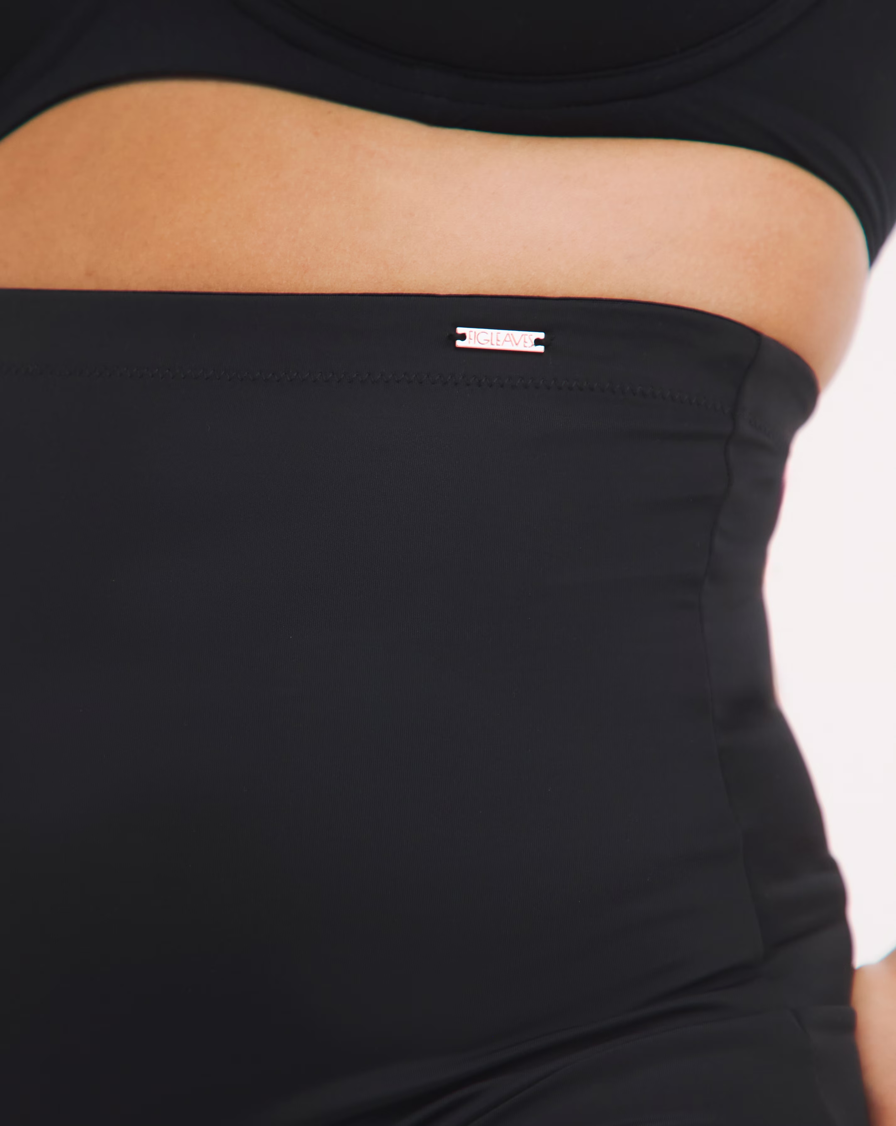 155063-figleaves-smoothing-shaping-waist-nipper-black-1.jpg