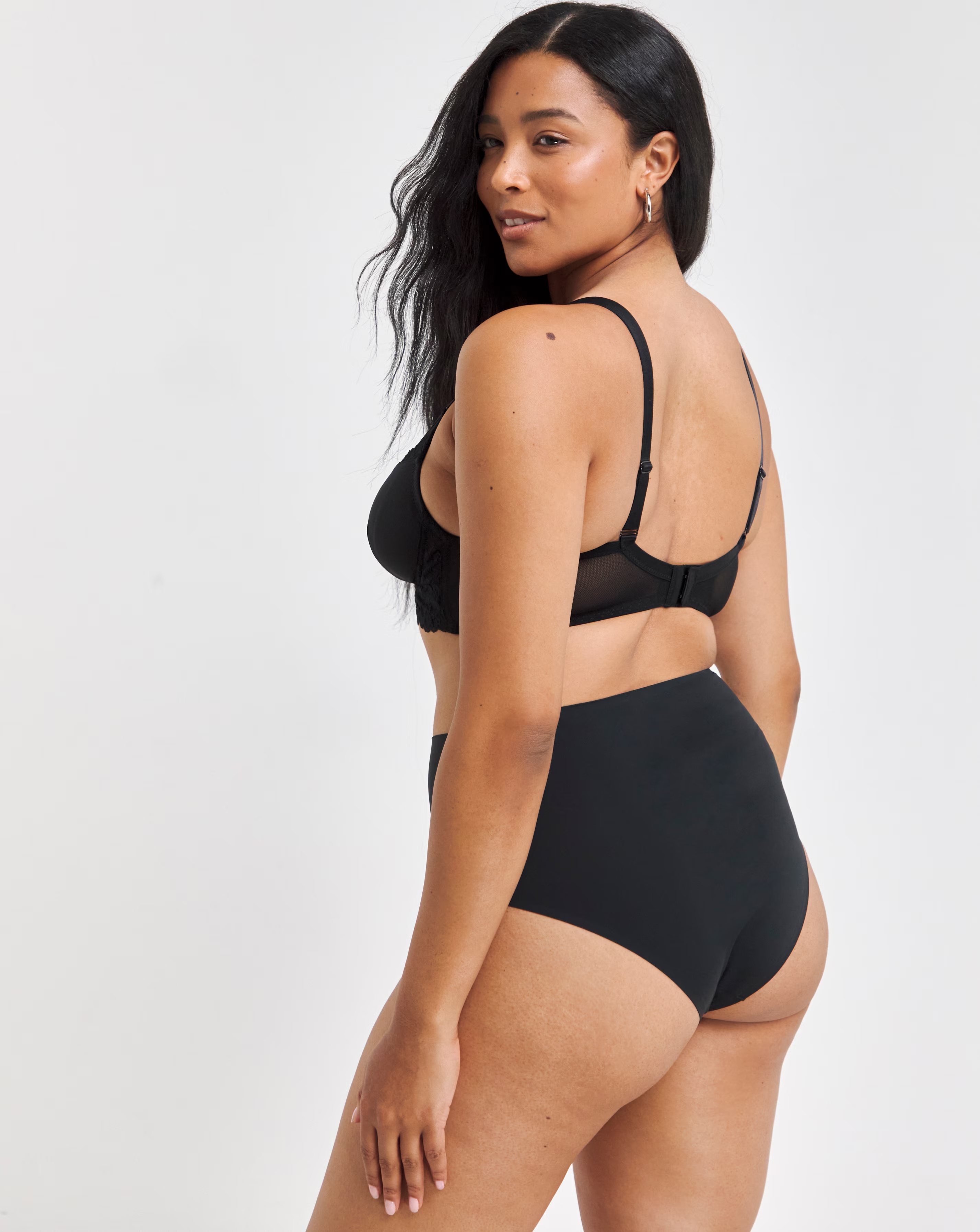 156973-figleaves-ella-mesh-insert-non-wired-nursing-bra-d-h-black-1.jpg