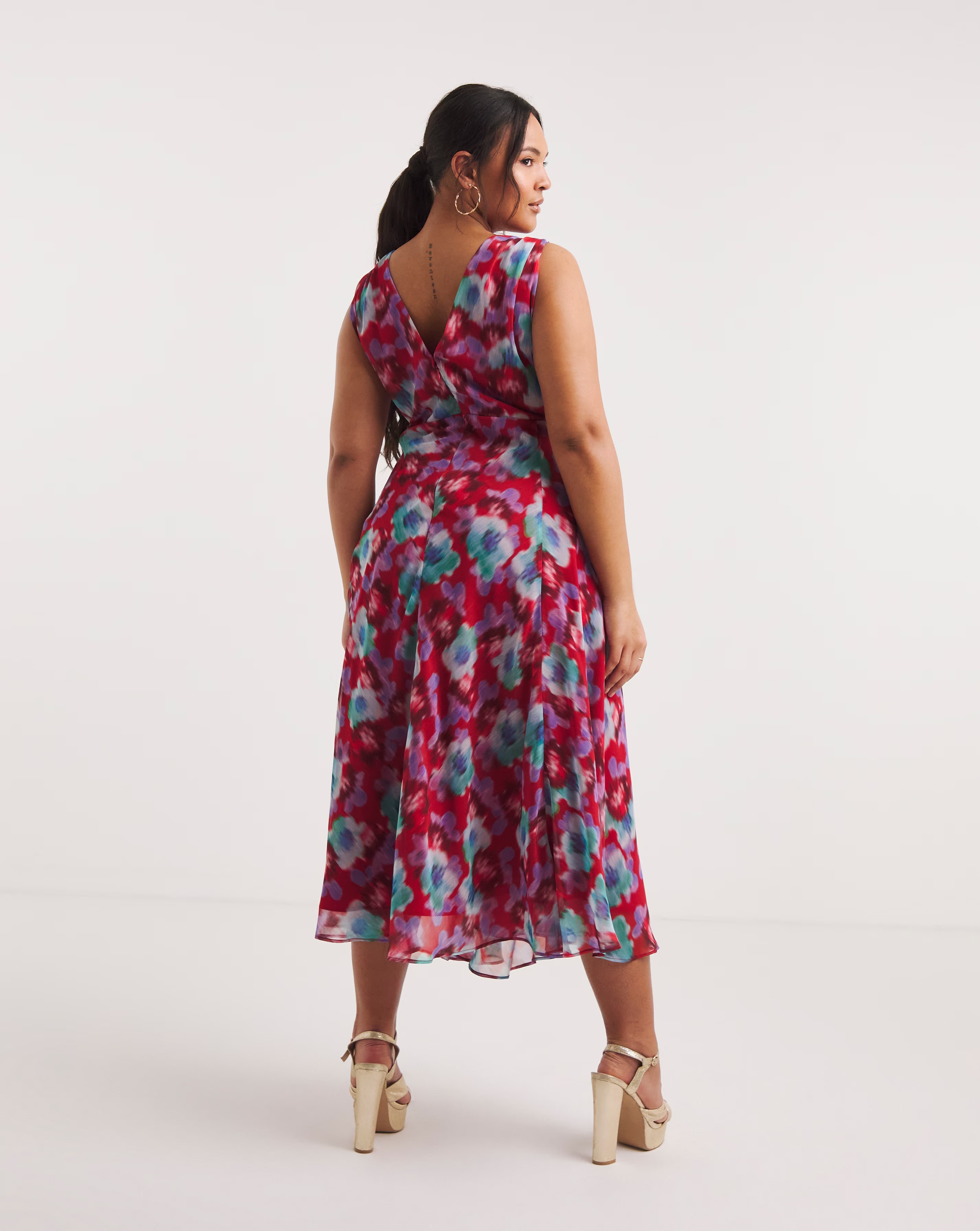 157889-hope-amp-ivy-ronia-floral-maxi-dress-1.jpg