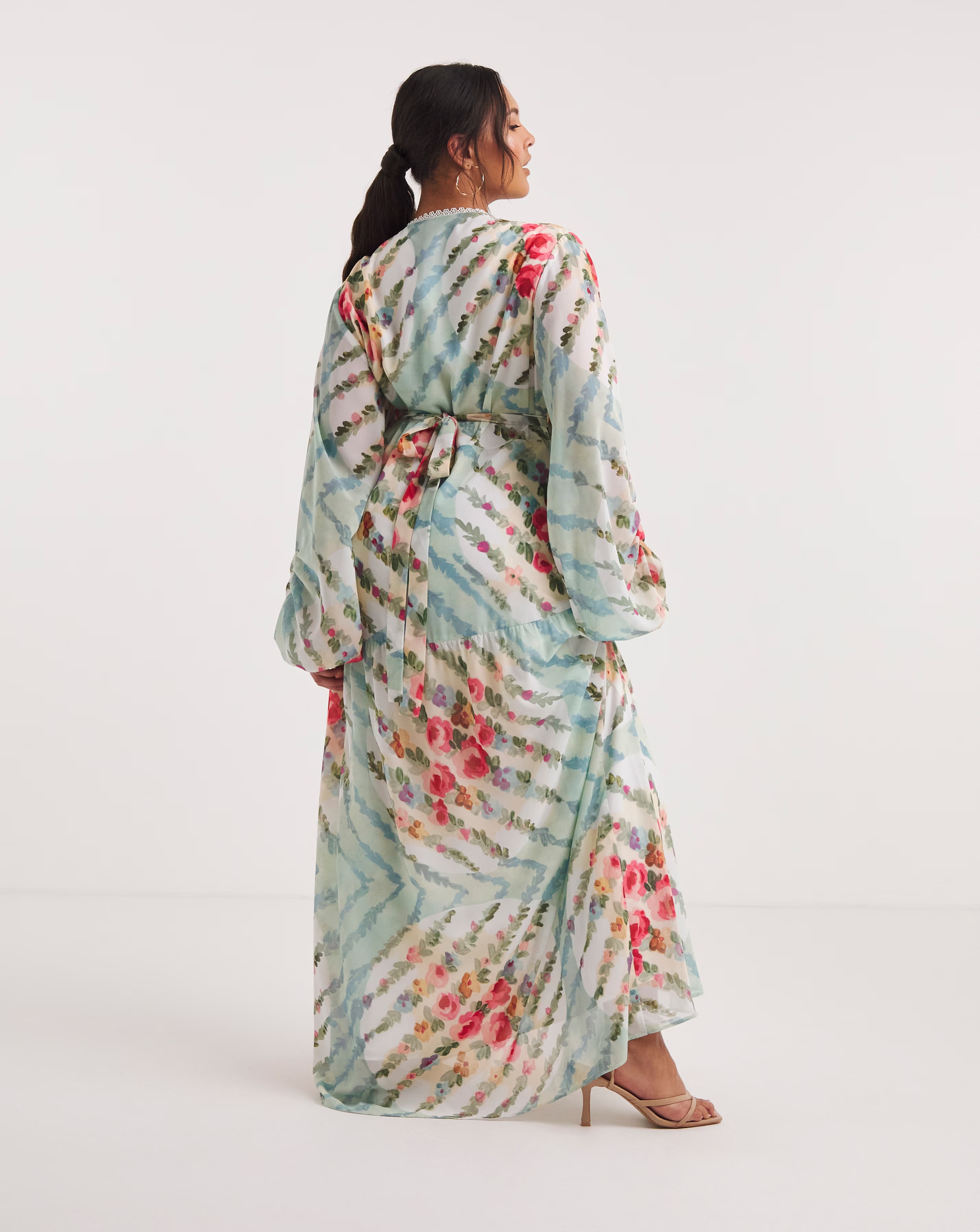 157933-hope-amp-ivy-kelda-floral-maxi-dress-1.jpg