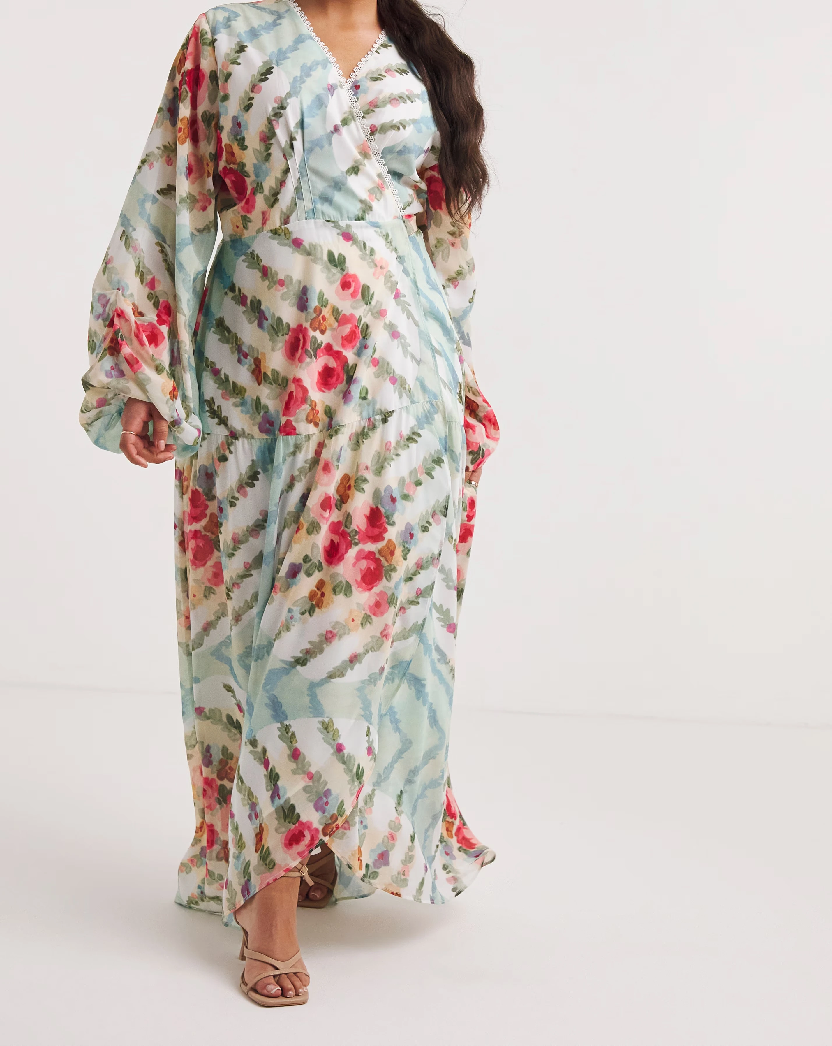 157933-hope-amp-ivy-kelda-floral-maxi-dress-1.jpg