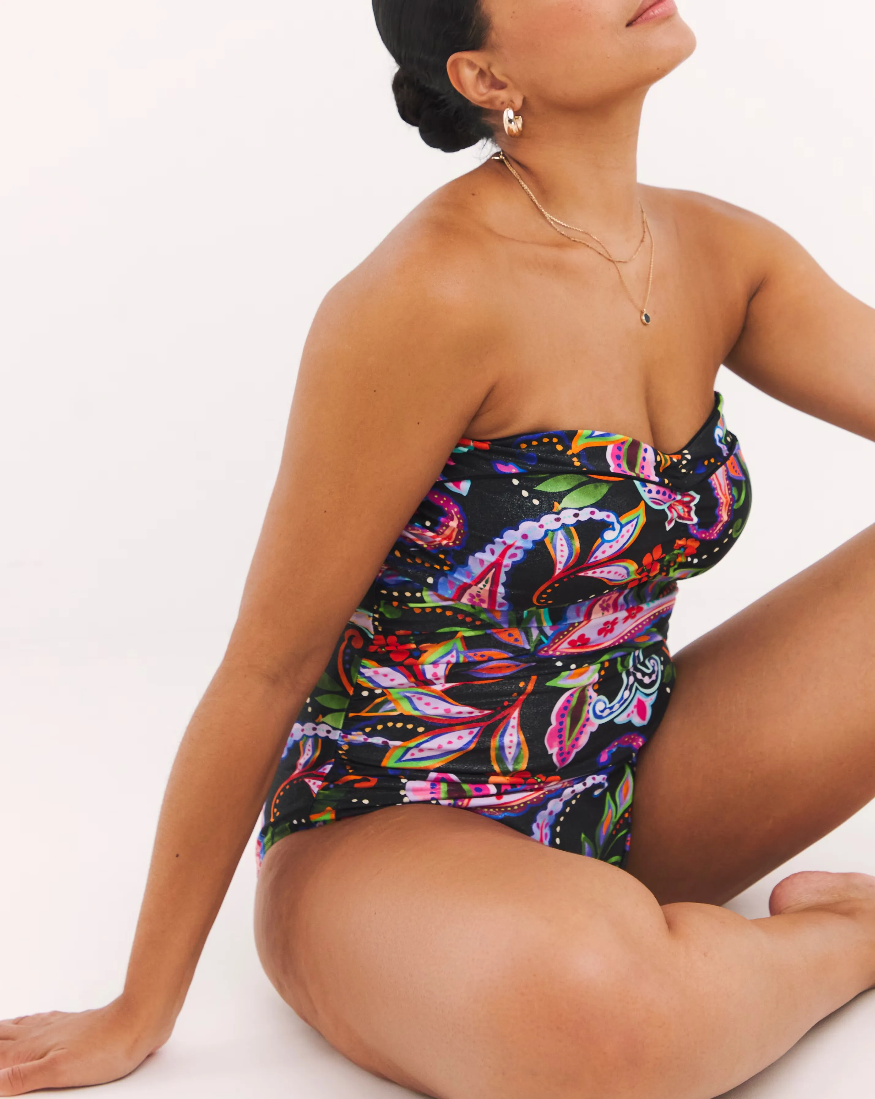 MAGISCULPT Ruched Detail Tummy Control Swimsuit