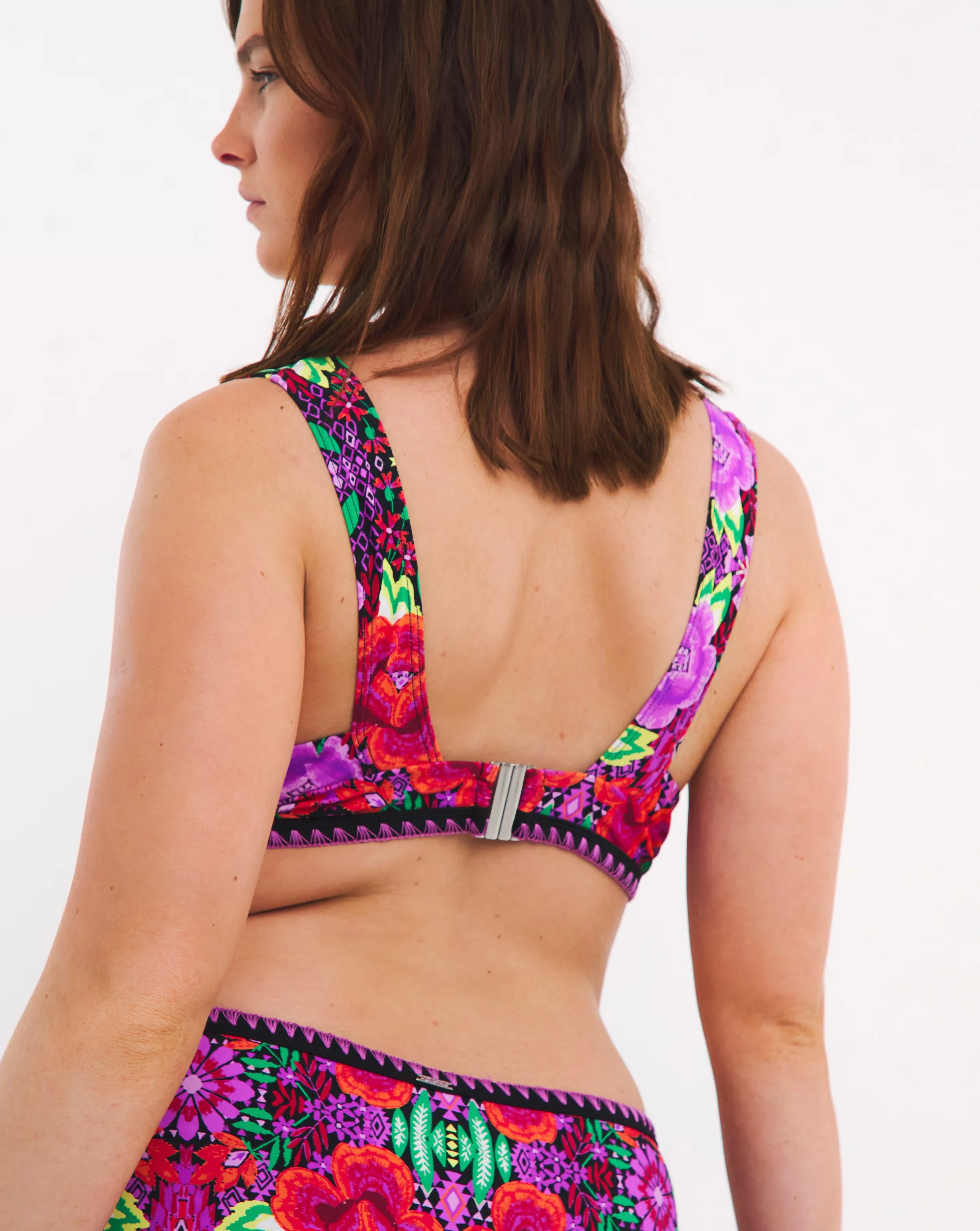 159996-figleaves-frida-soft-plunge-bikini-top-1.webp