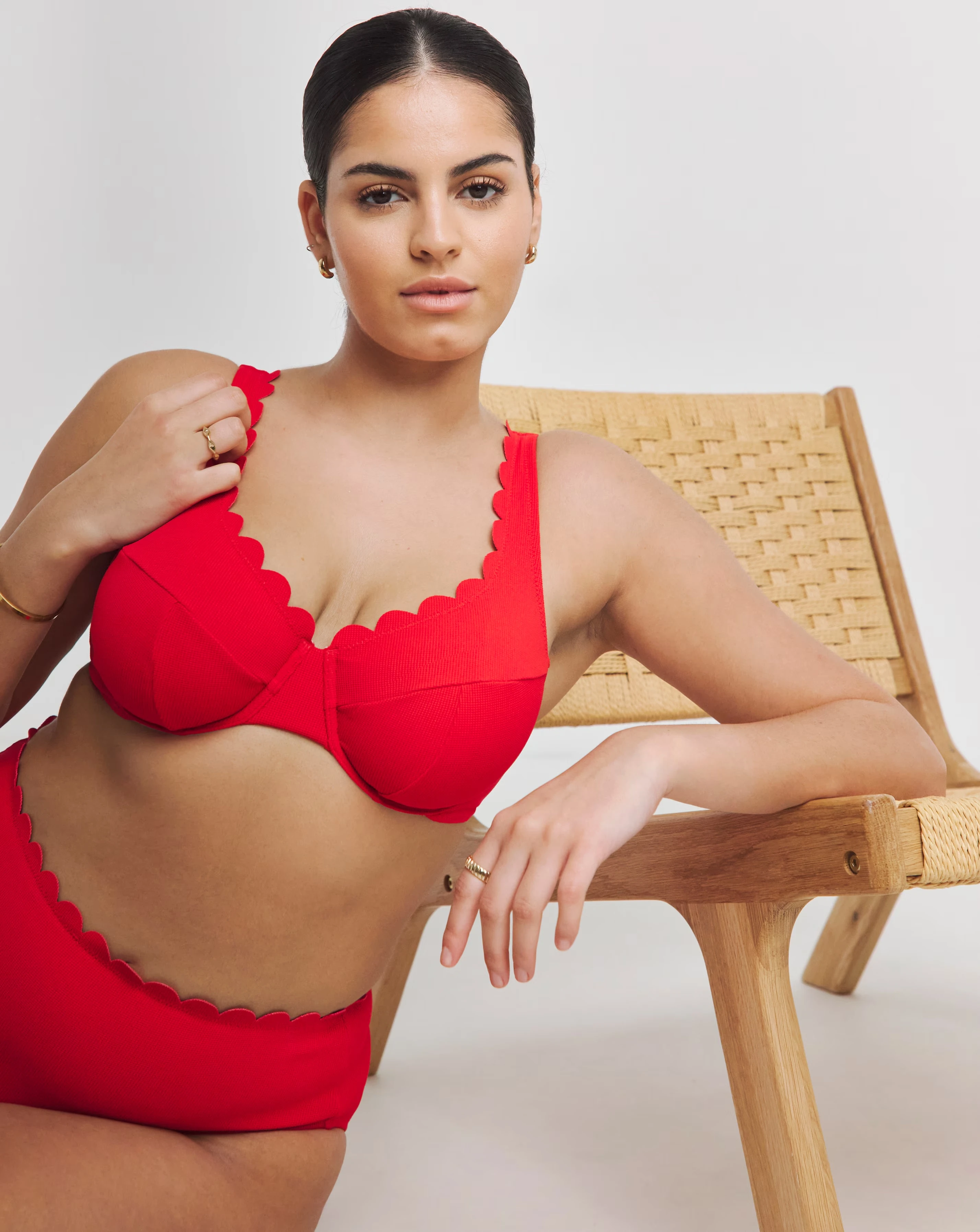 MAGISCULPT Contour Me Scalloped Edge Underwired Bikini Top 1 160603-magisculpt-contour-me-scalloped-edge-underwired-bikini-top-1.webp