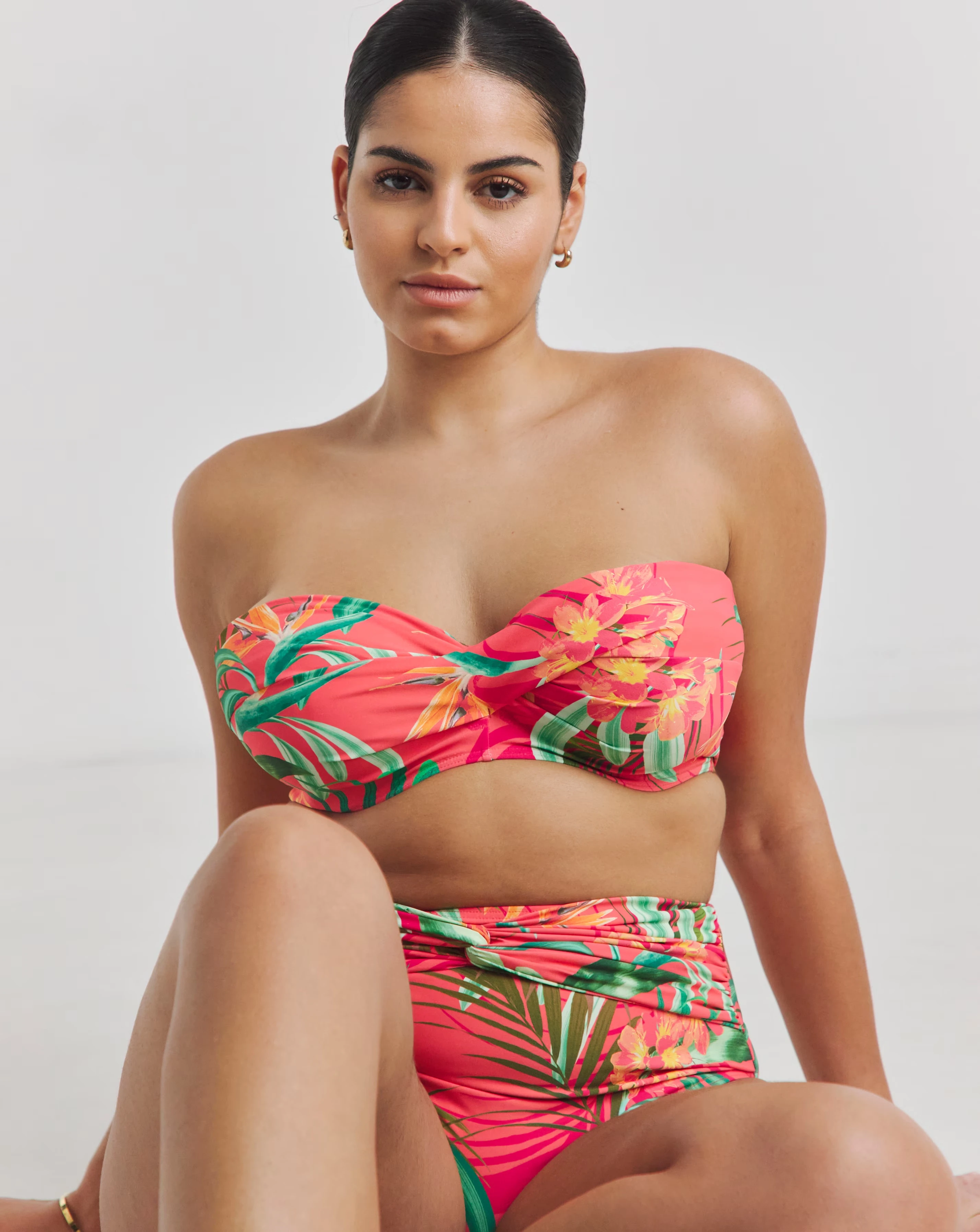 MAGISCULPT Twist Front Bandeau Underwired Bikini Top