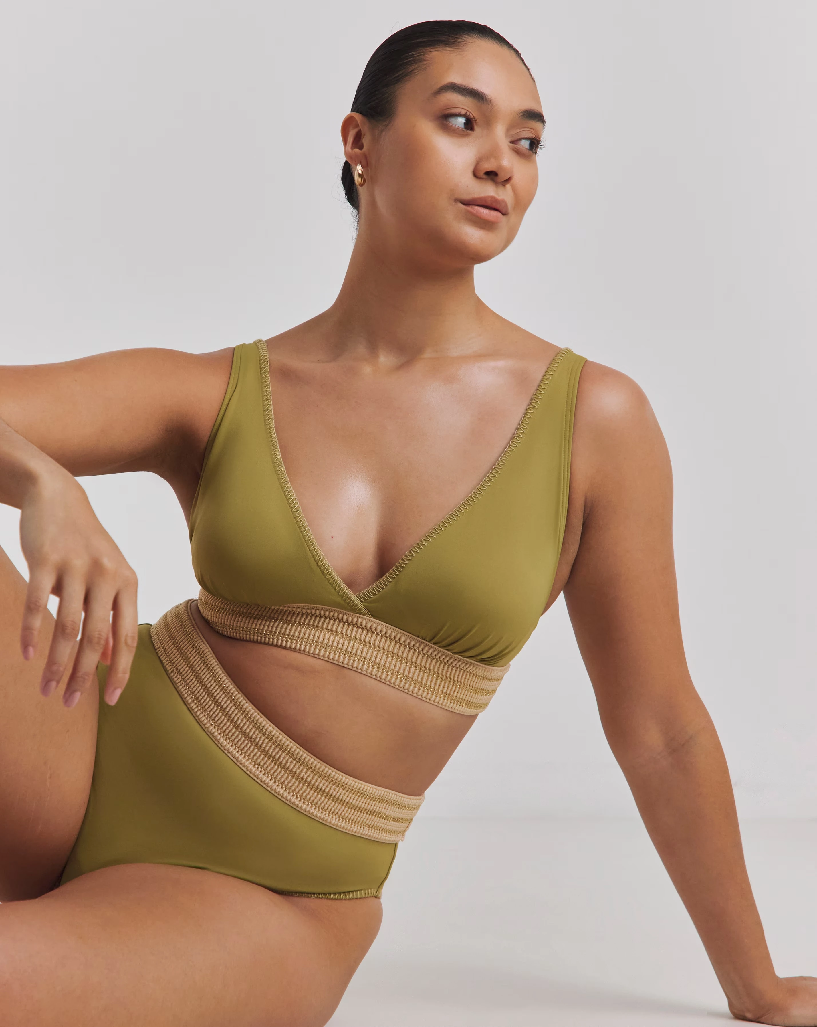 Elastic Detail Bikini Set