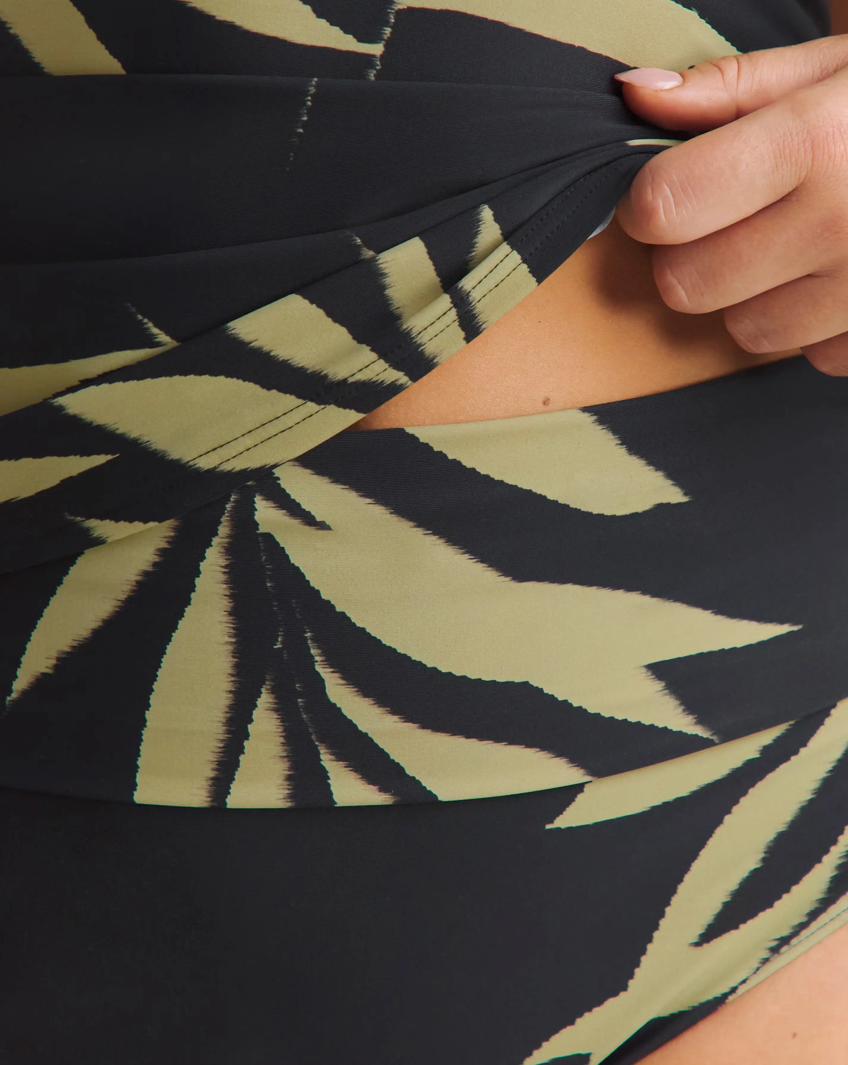 162287-figleaves-tailor-fold-bikini-bottom-1.webp