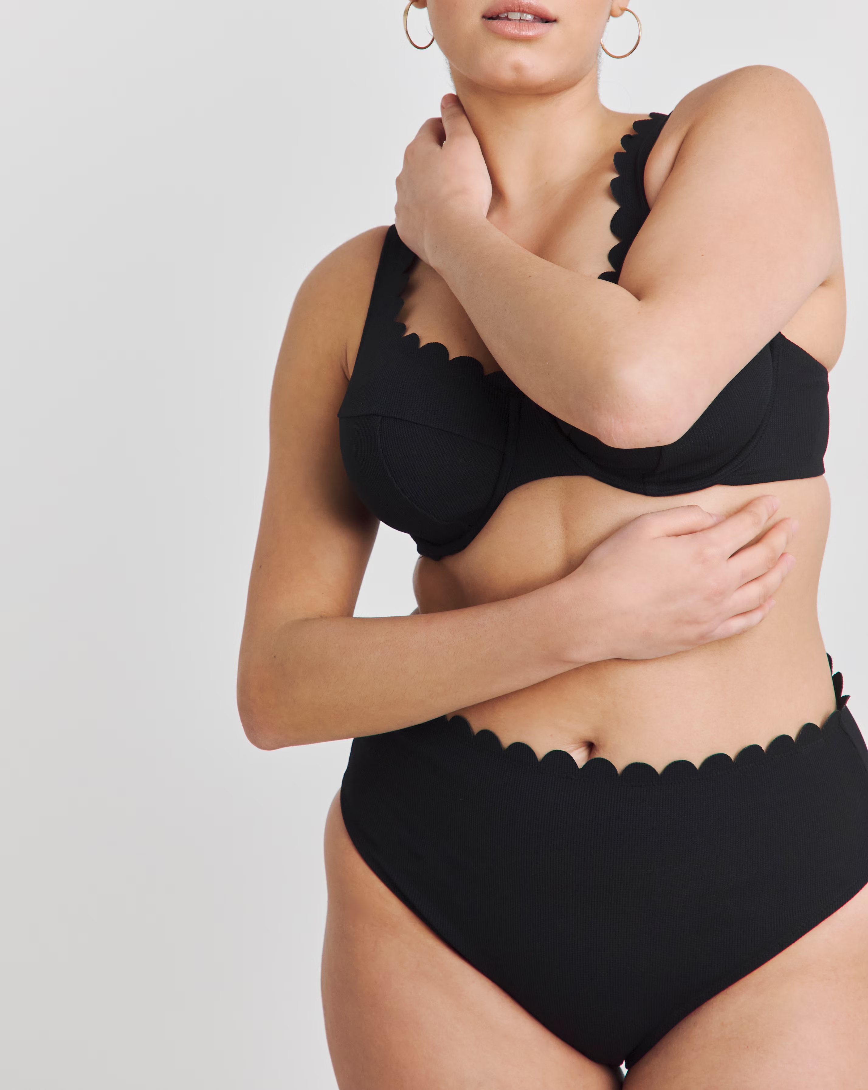 MAGISCULPT Medium Control Contour Me Scalloped High Waist Bikini Bottoms 1 163370-magisculpt-medium-control-contour-me-scalloped-high-waist-bikini-bottoms-1.jpg