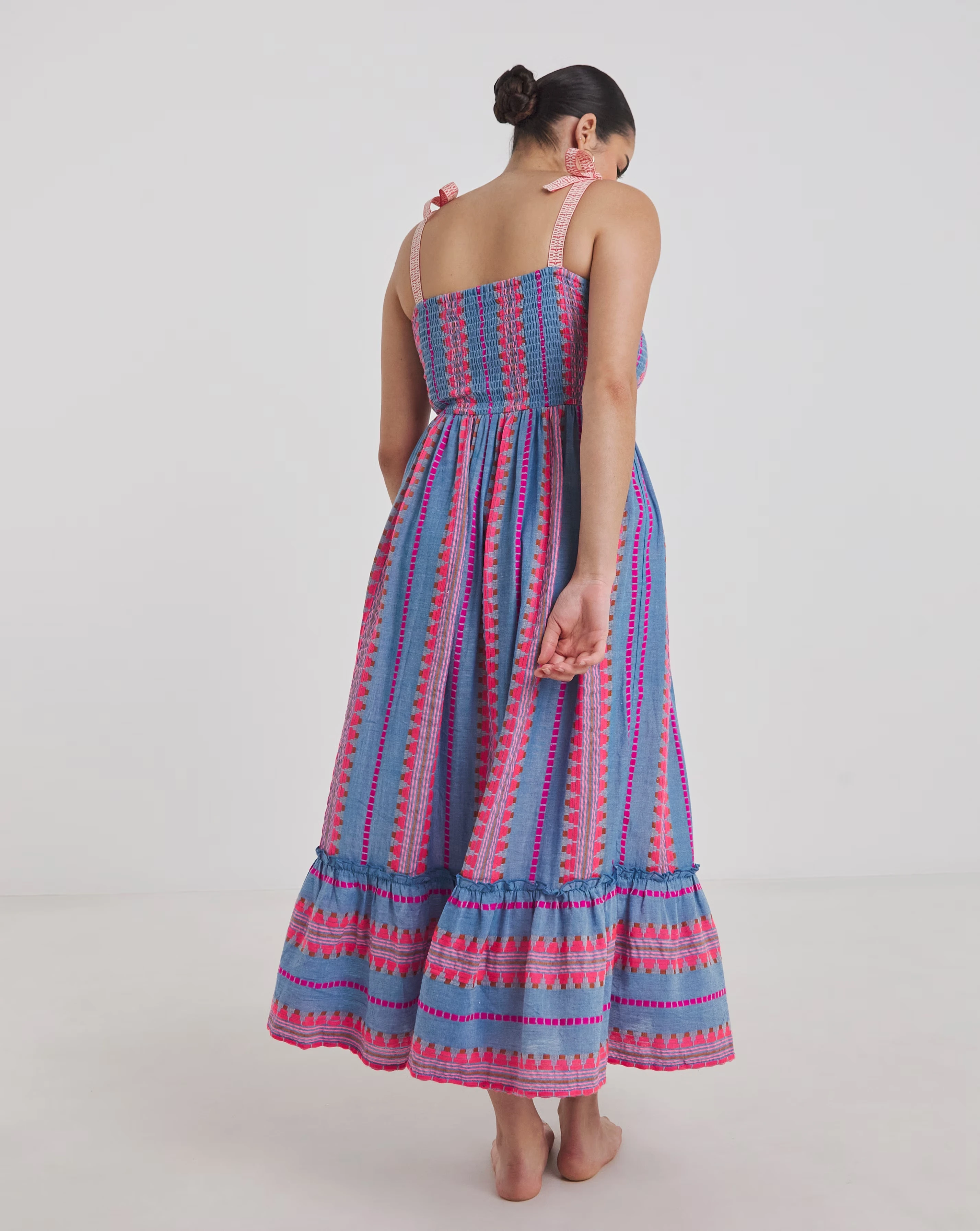 163881-beach-to-beach-jacquard-stripe-maxi-beach-dress-1.webp
