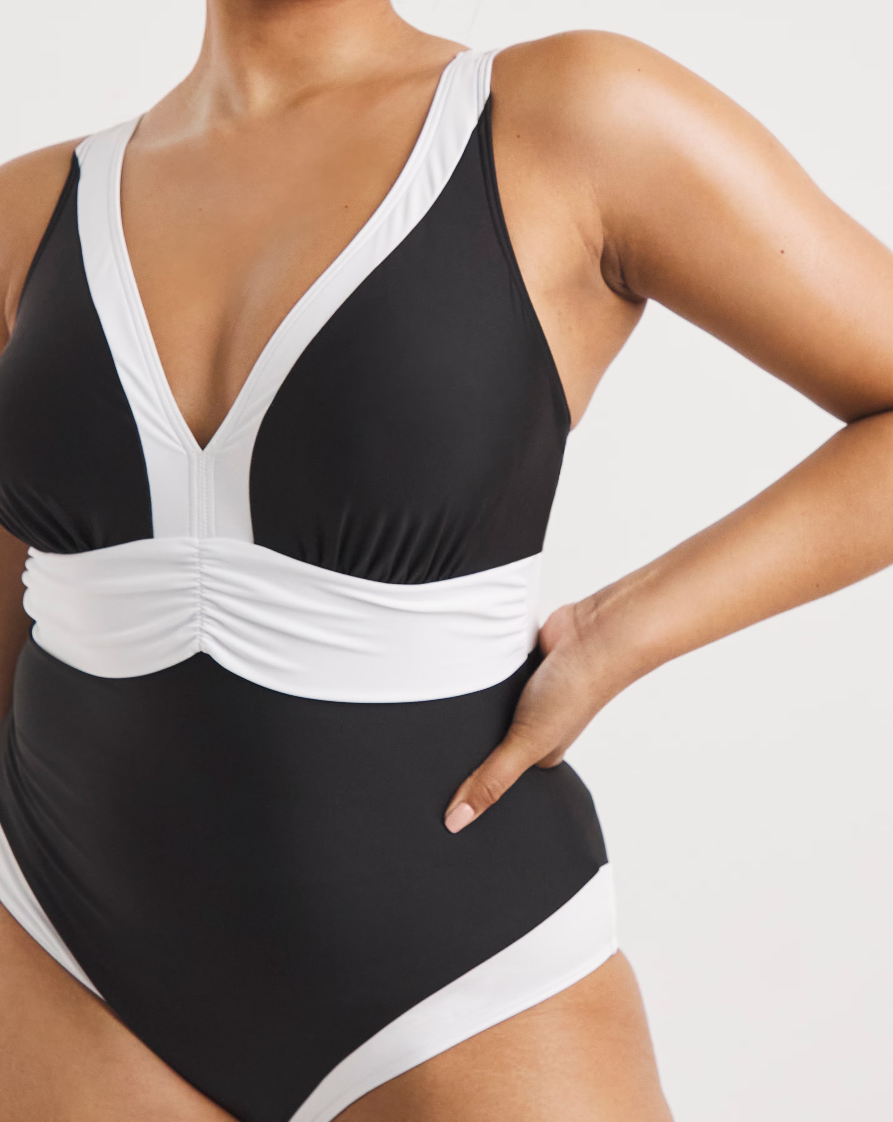 165162-sports-swimsuit-1.jpg