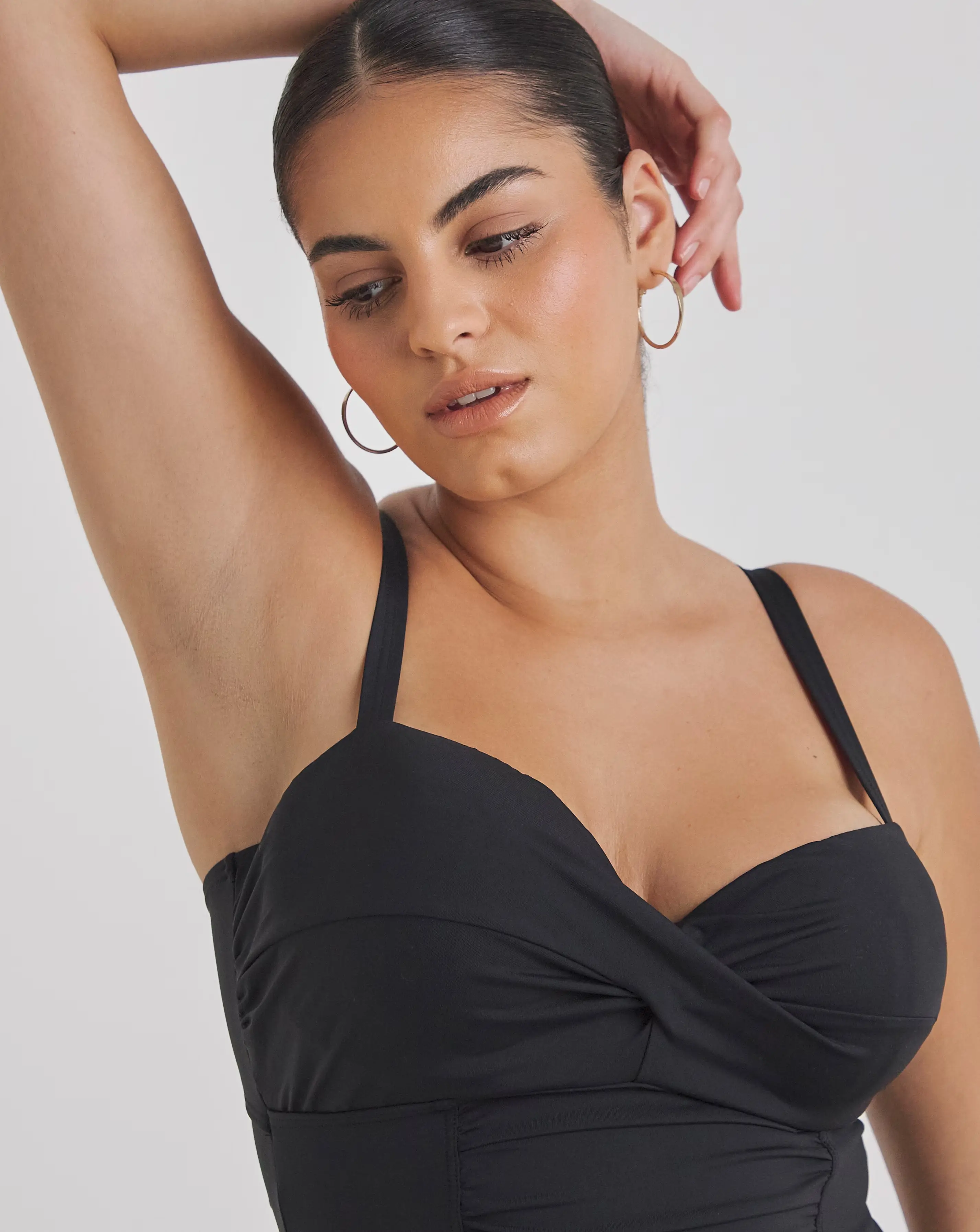 165371-magisculpt-firm-control-underwired-swimdress-1.webp