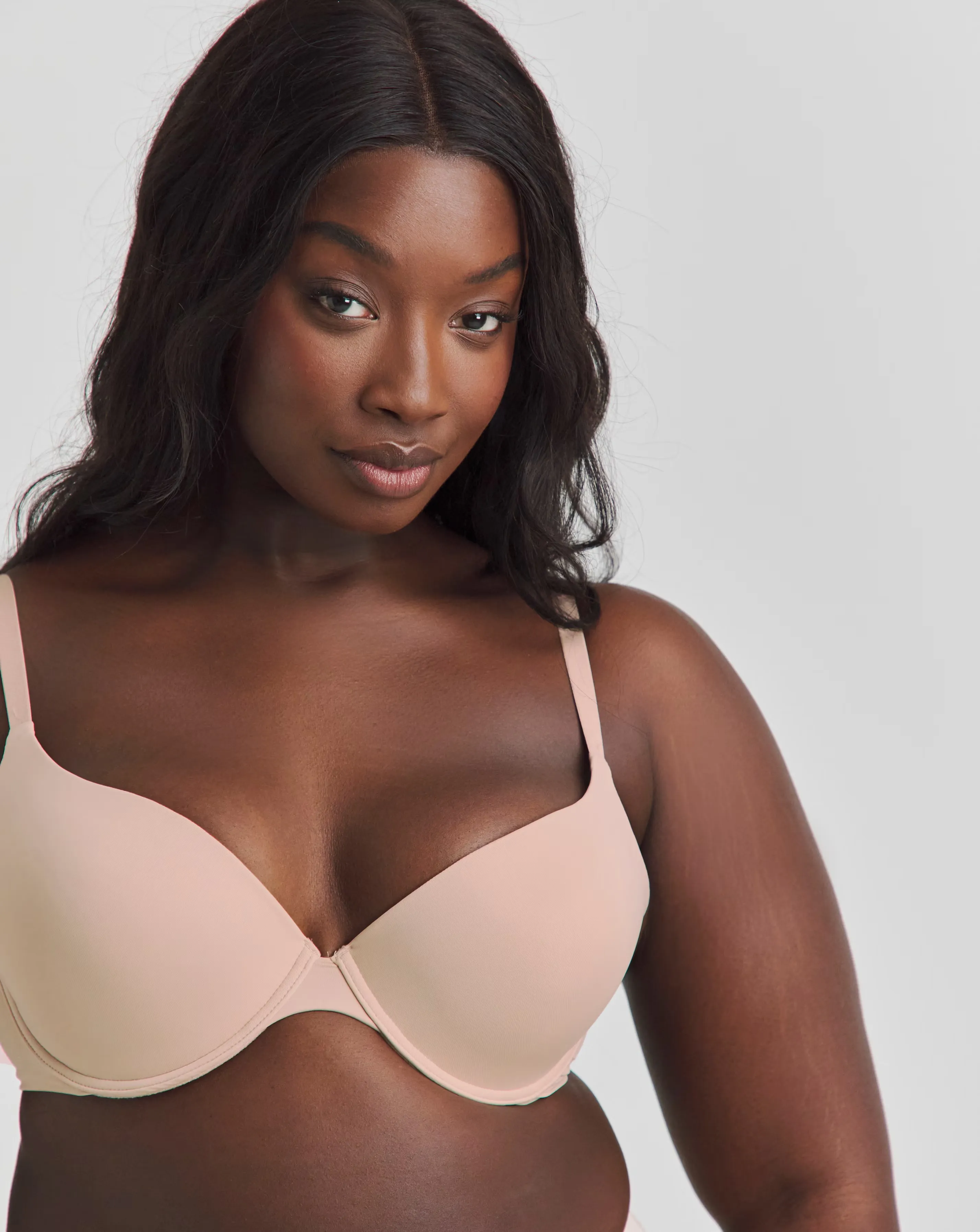 167047-wonderbra-value-t-shirt-wired-bra-1.webp