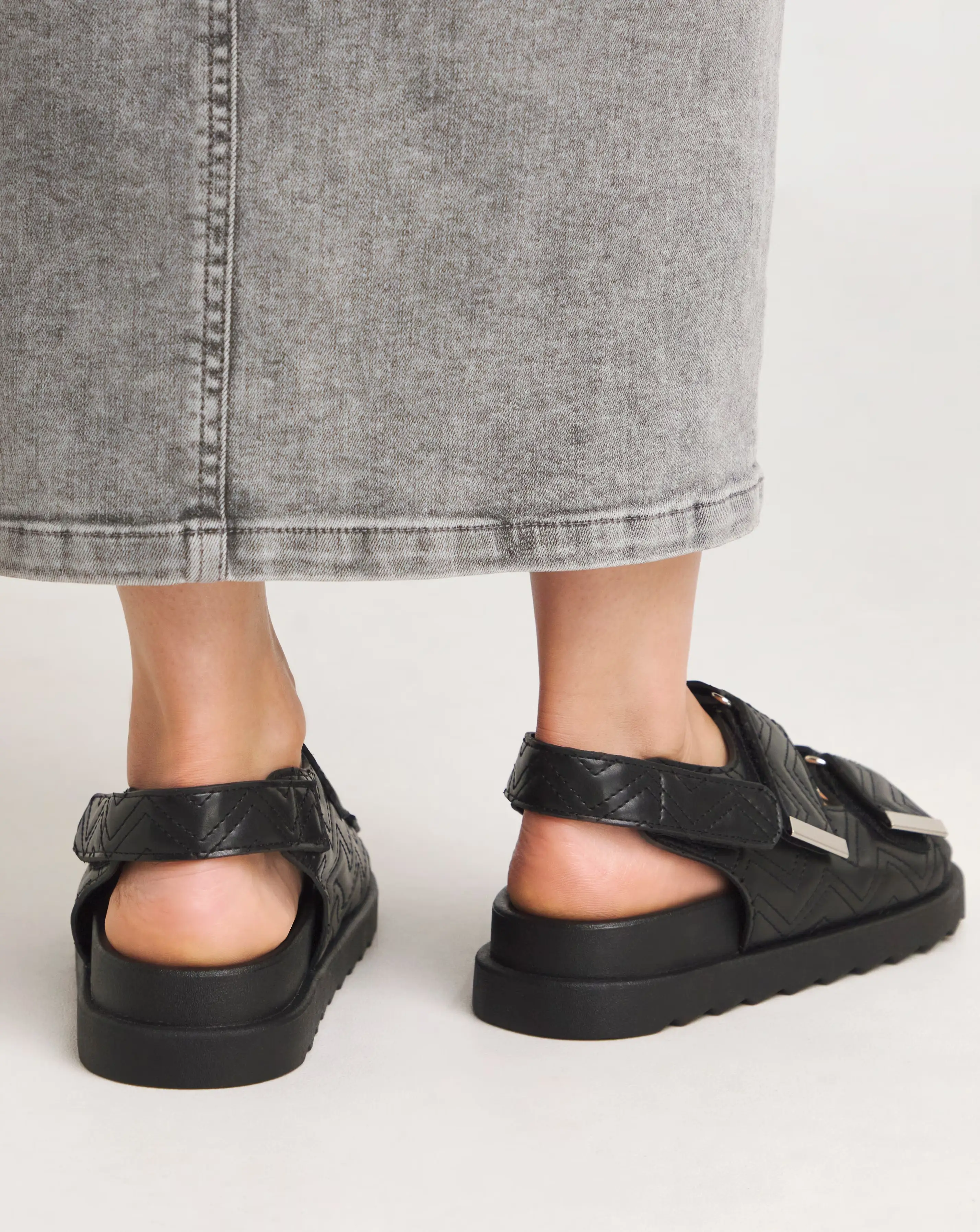 167198-jess-quilted-touch-and-close-sandals-extra-wide-eee-fit-1.webp