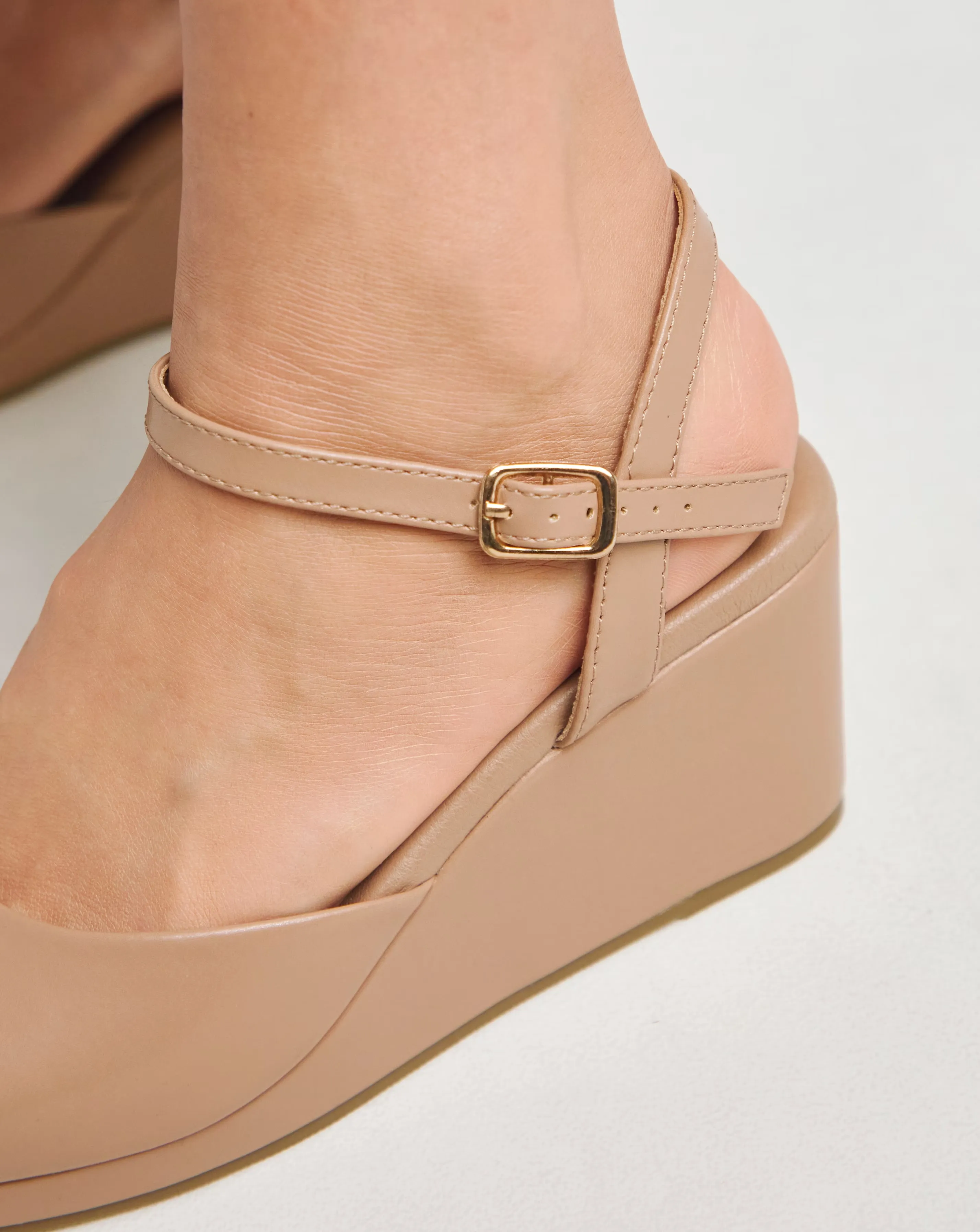 167211-simply-be-lexia-wedge-sandals-extra-wide-fit-eee–1.webp