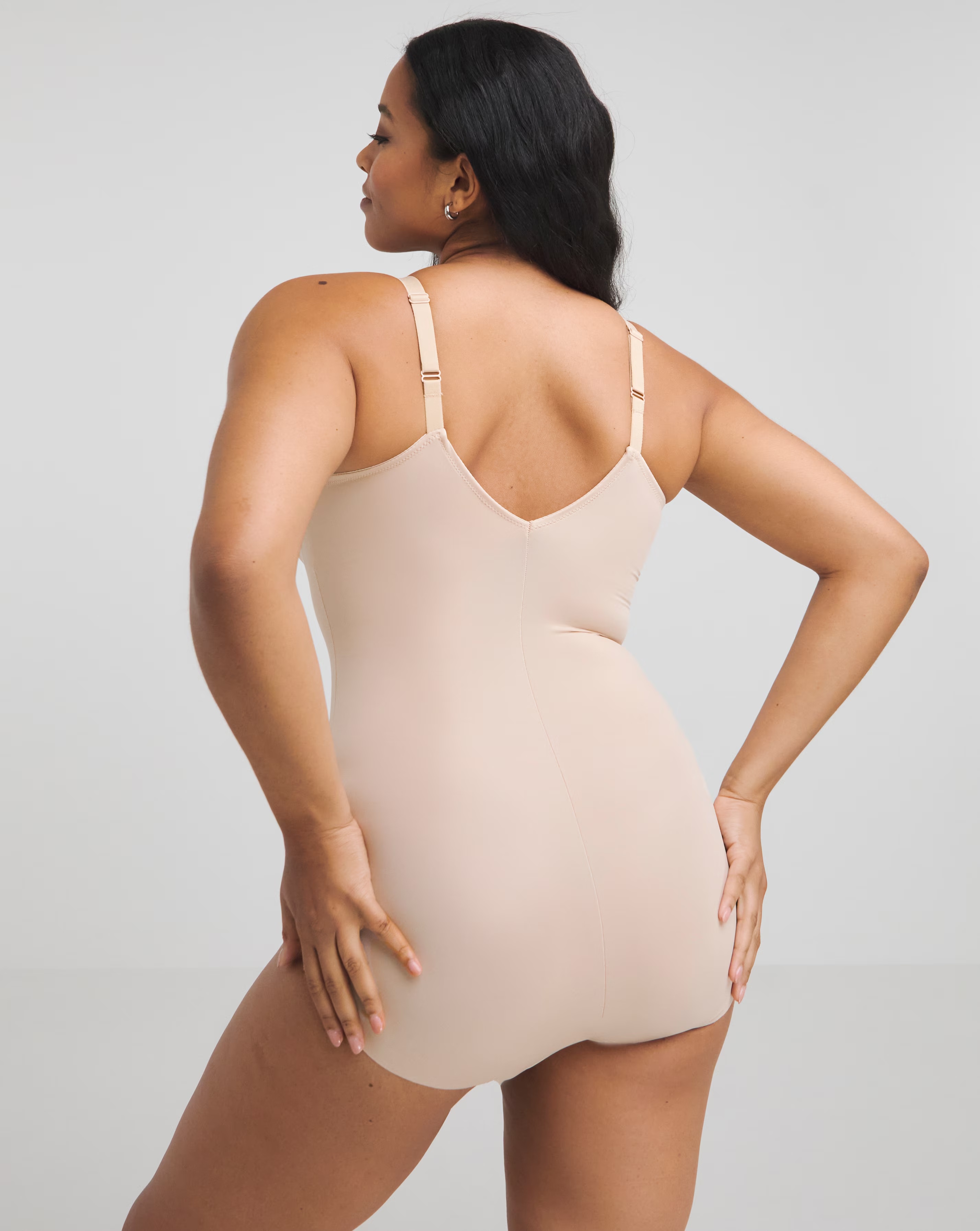 16751-miraclesuit-modern-miracle-firm-control-bodyshaper-warm-beige-1.jpg