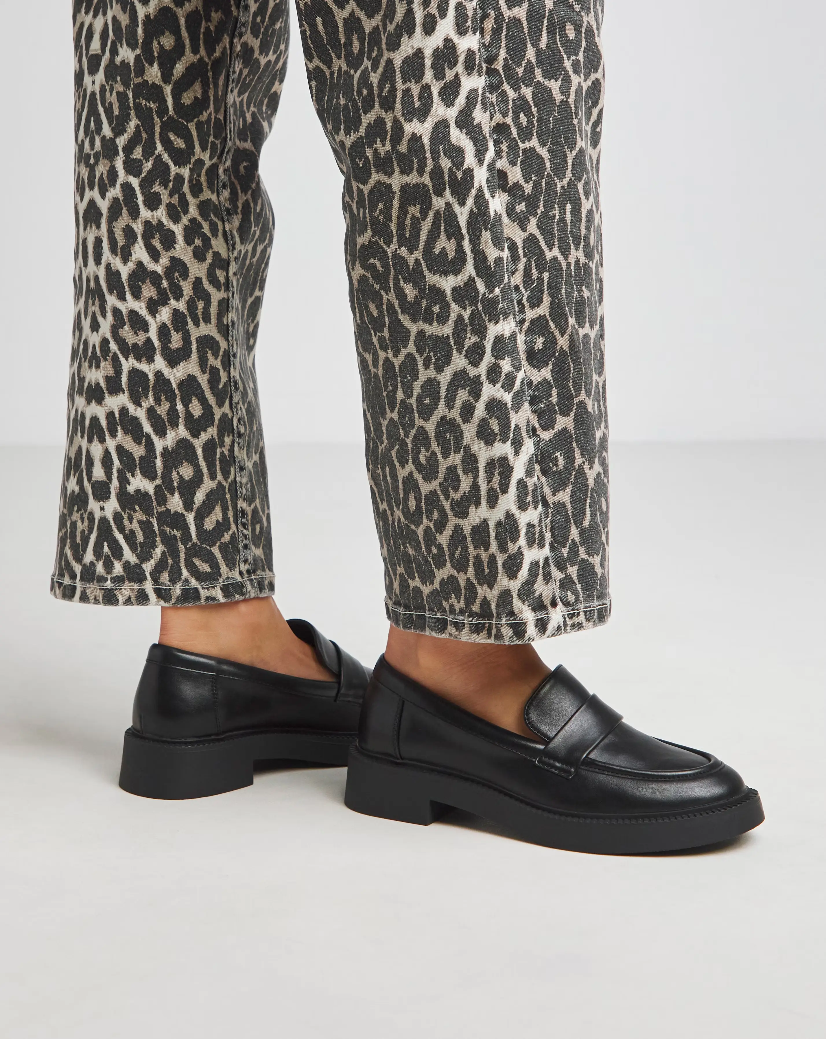 Vienna Simple Chunky Loafers - Wide Fit (E)