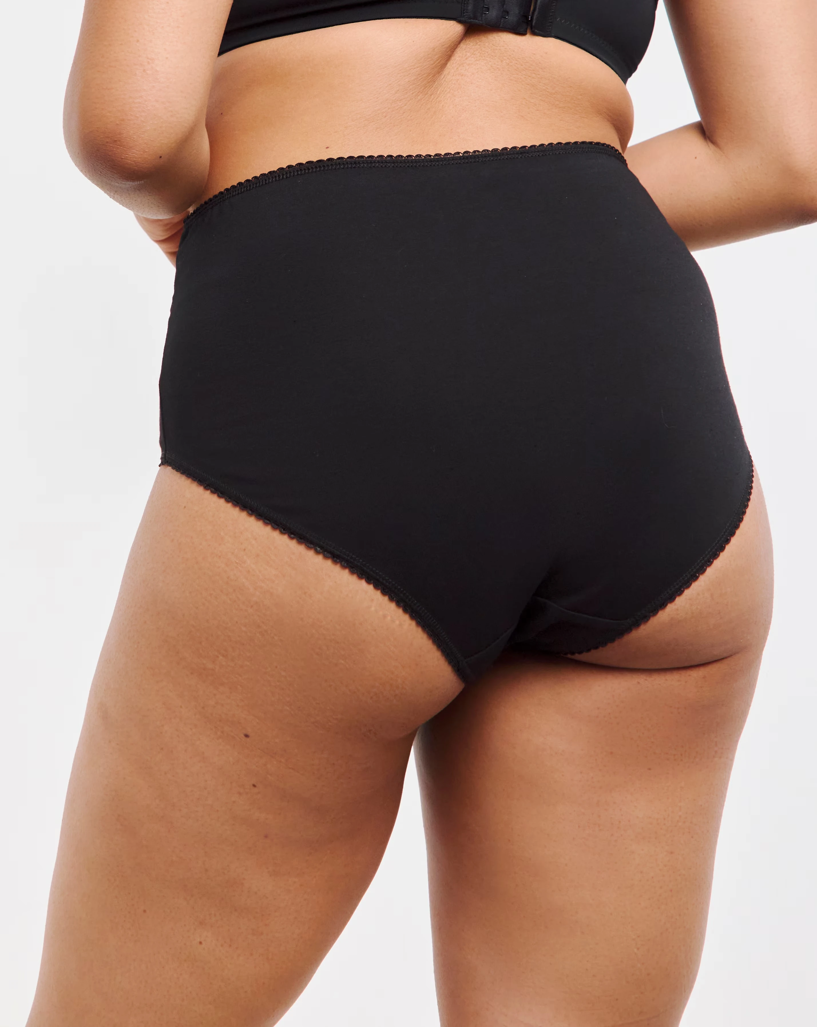 169086-pretty-secrets-5-pack-lace-top-full-knickers-black-1.webp