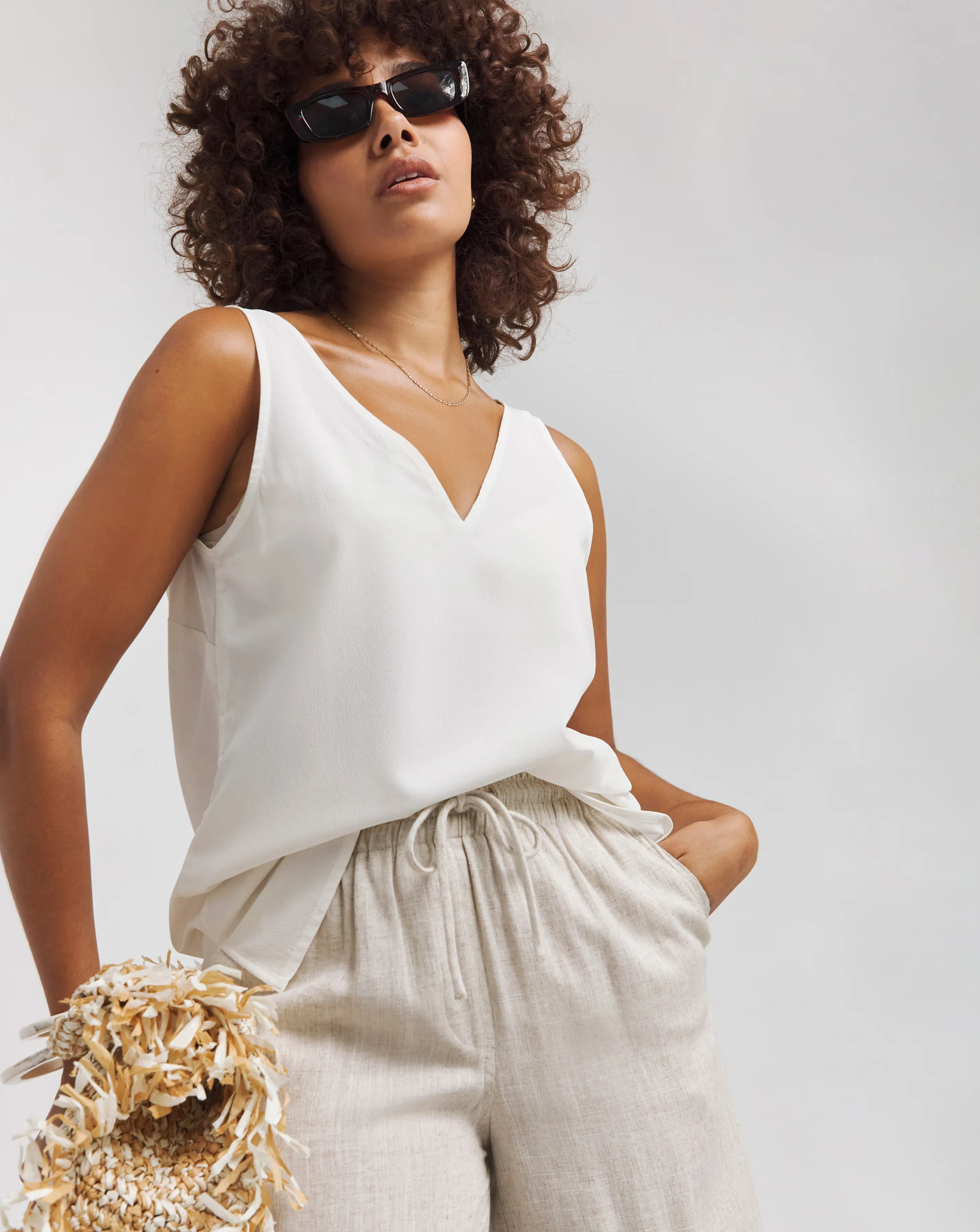 Simply Be White V Neck Vest 1 170020-simply-be-white-v-neck-vest-1.webp