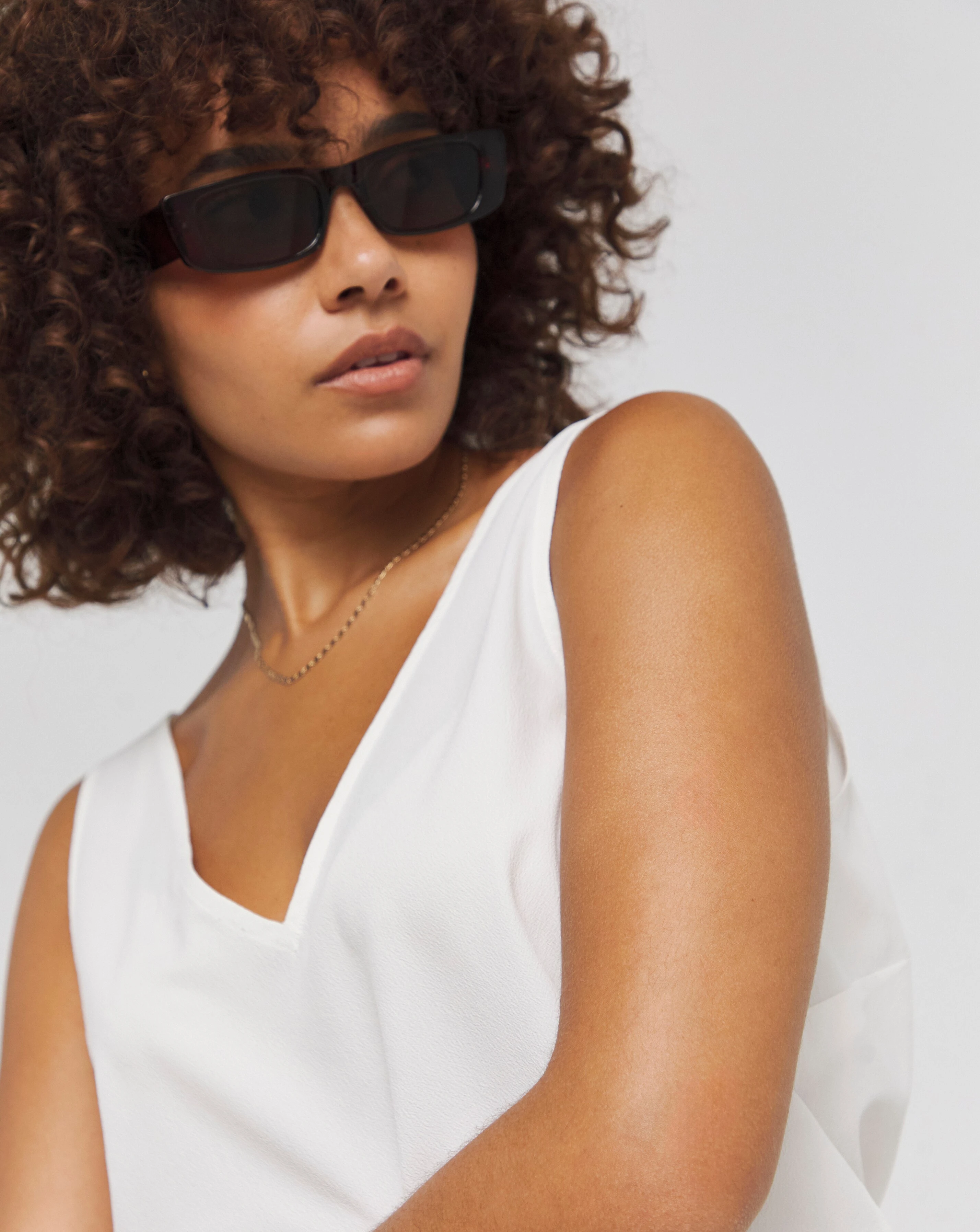 170020-simply-be-white-v-neck-vest-1.webp