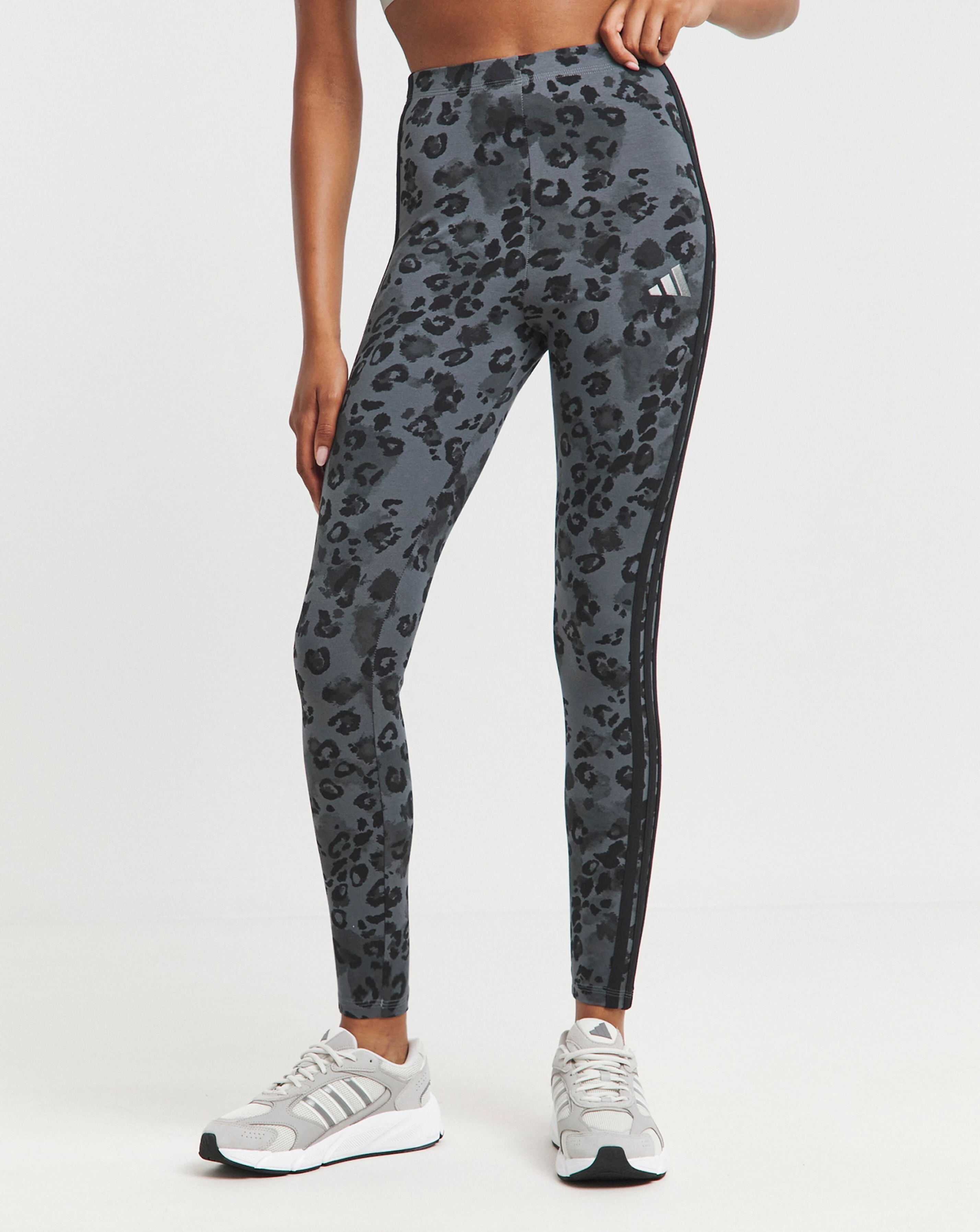 adidas All Over Print Leopard Print Legging