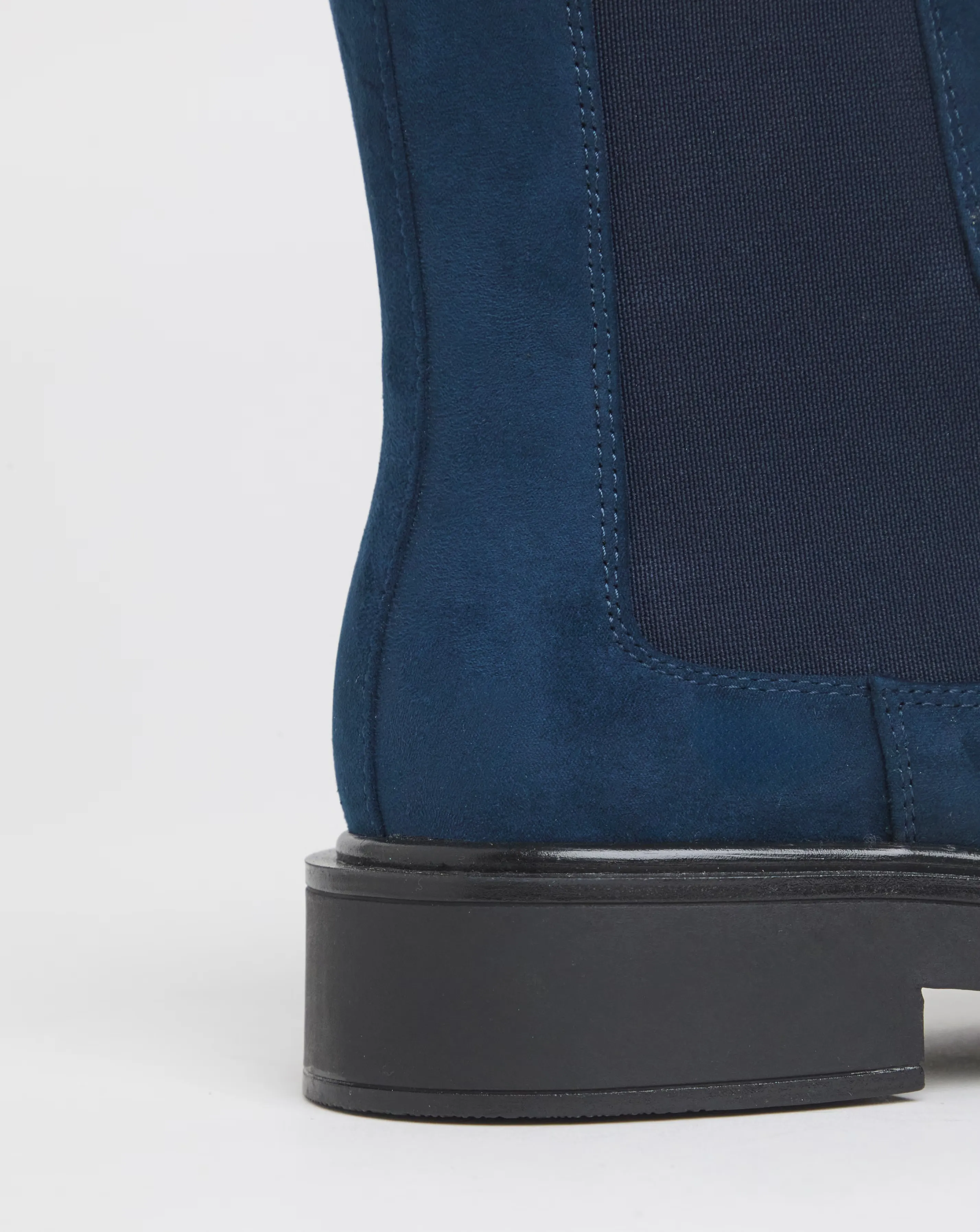 171252-arya-classic-chelsea-boots-extra-wide-eee-fit-1.webp