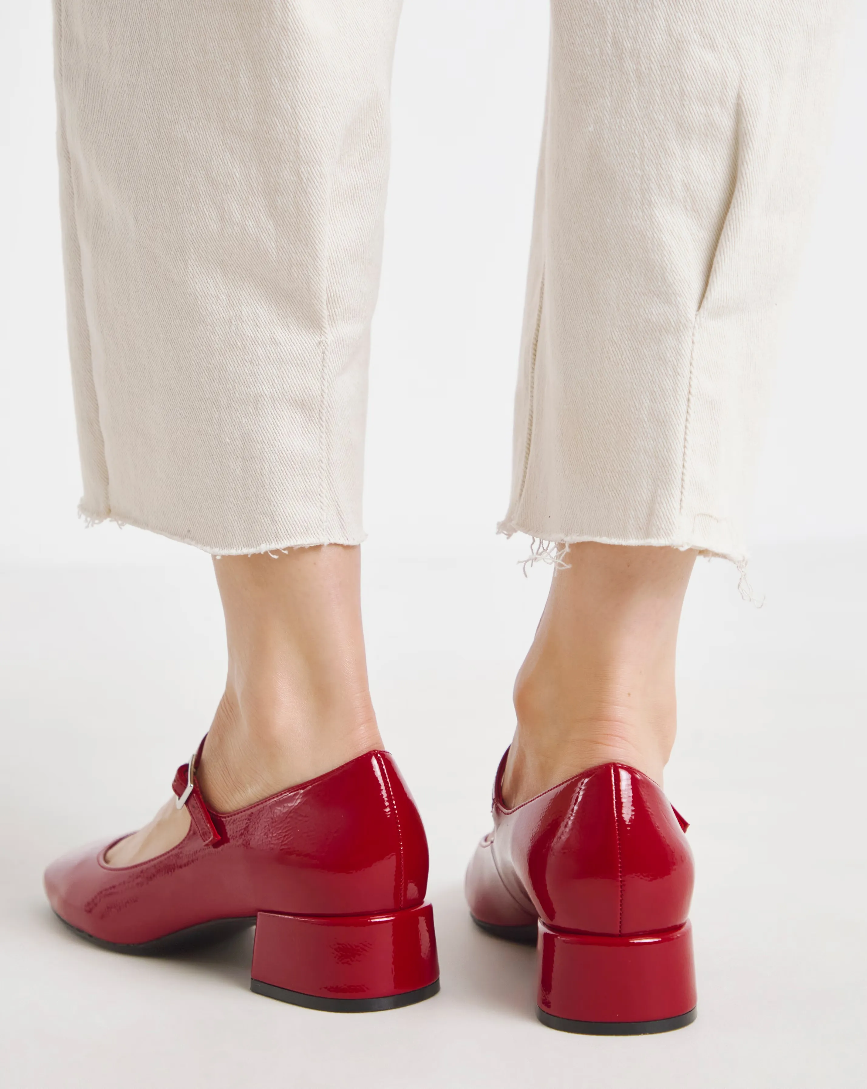171644-blithe-low-block-heel-mary-jane-extra-wide-eee-fit-1.webp