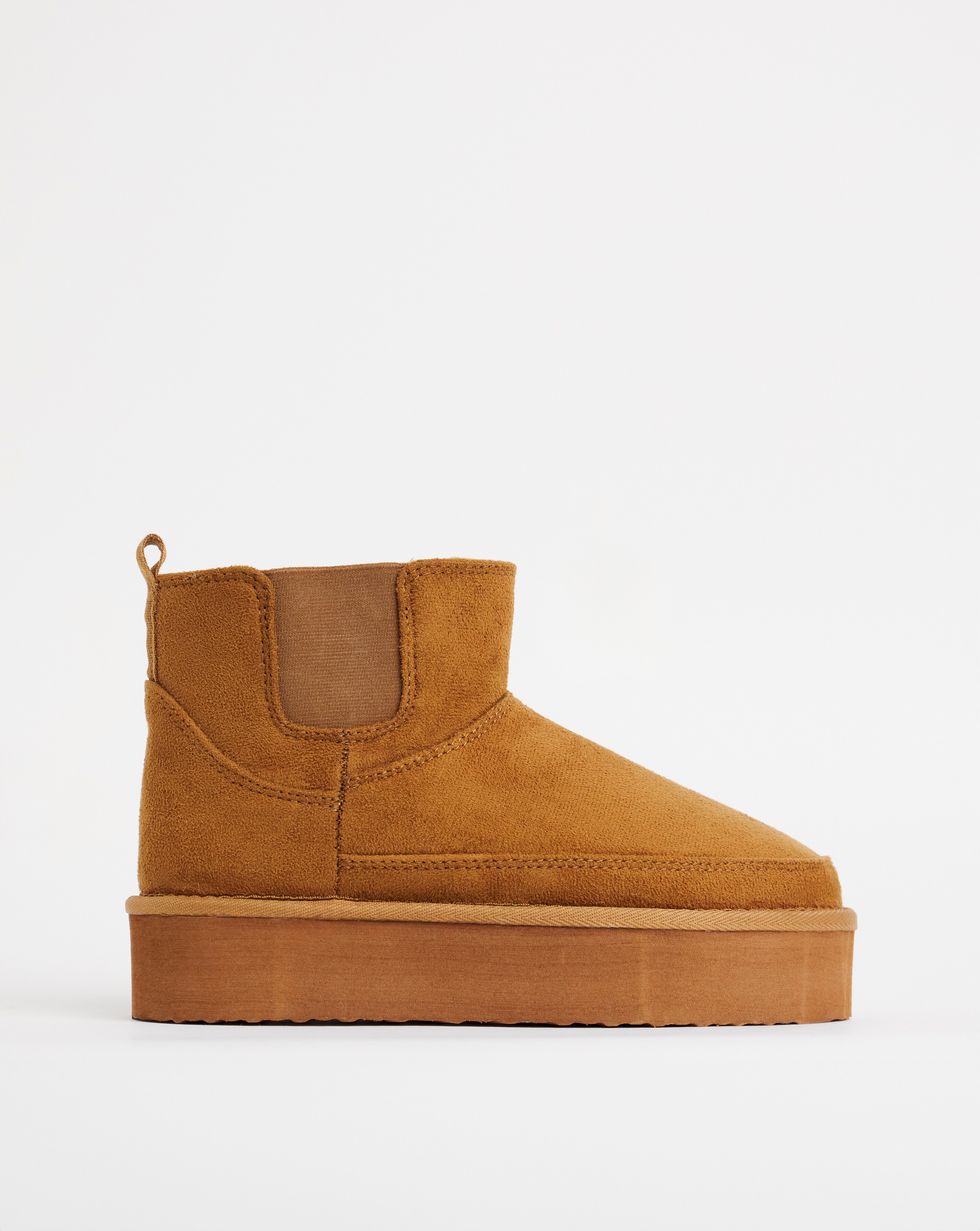 172260-edith-flatform-warm-lined-chelsea-snug-boots-wide-e-fit-1.webp