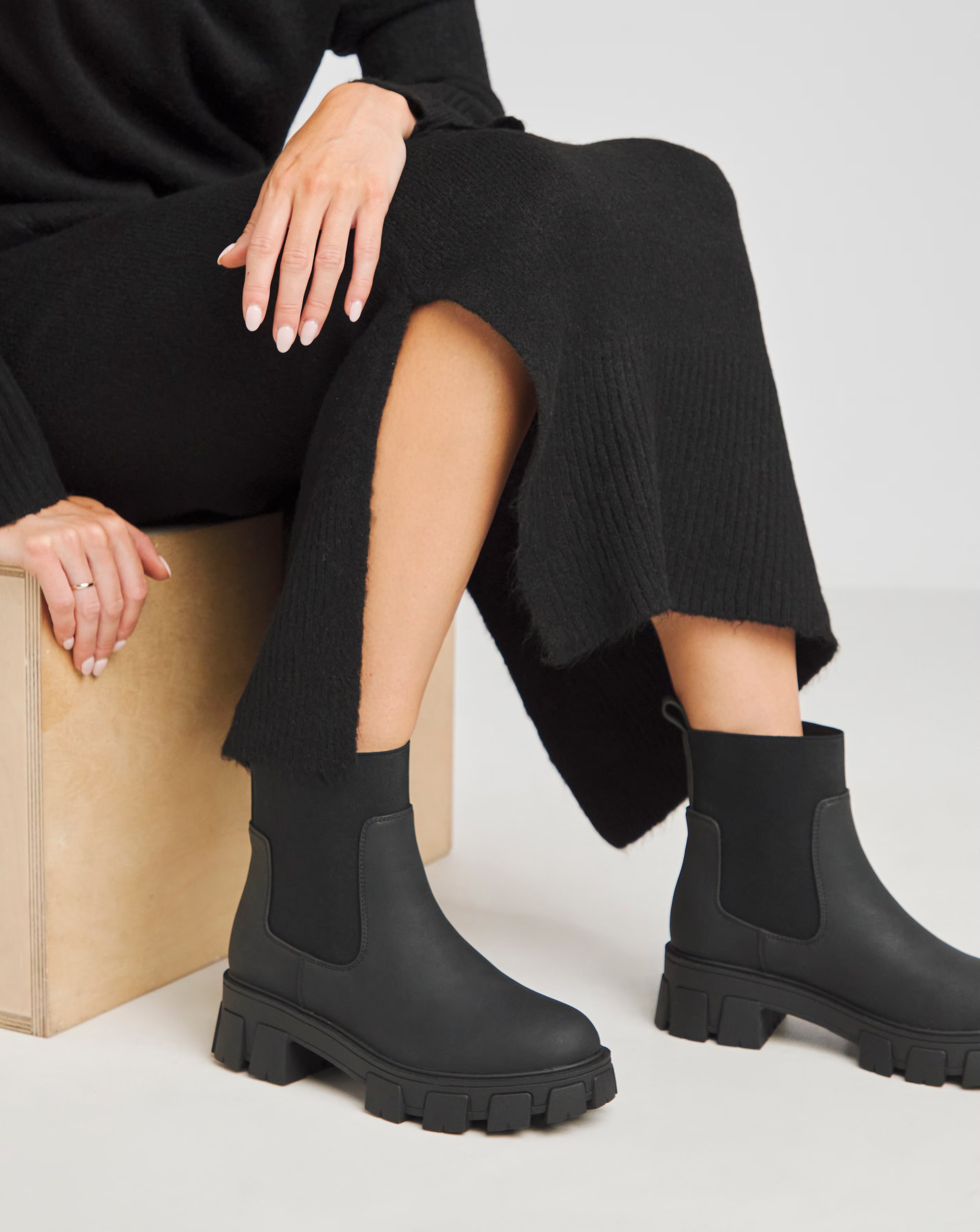 172754-bryony-lug-sole-ankle-chelsea-boots-extra-wide-eee-fit-1.jpg