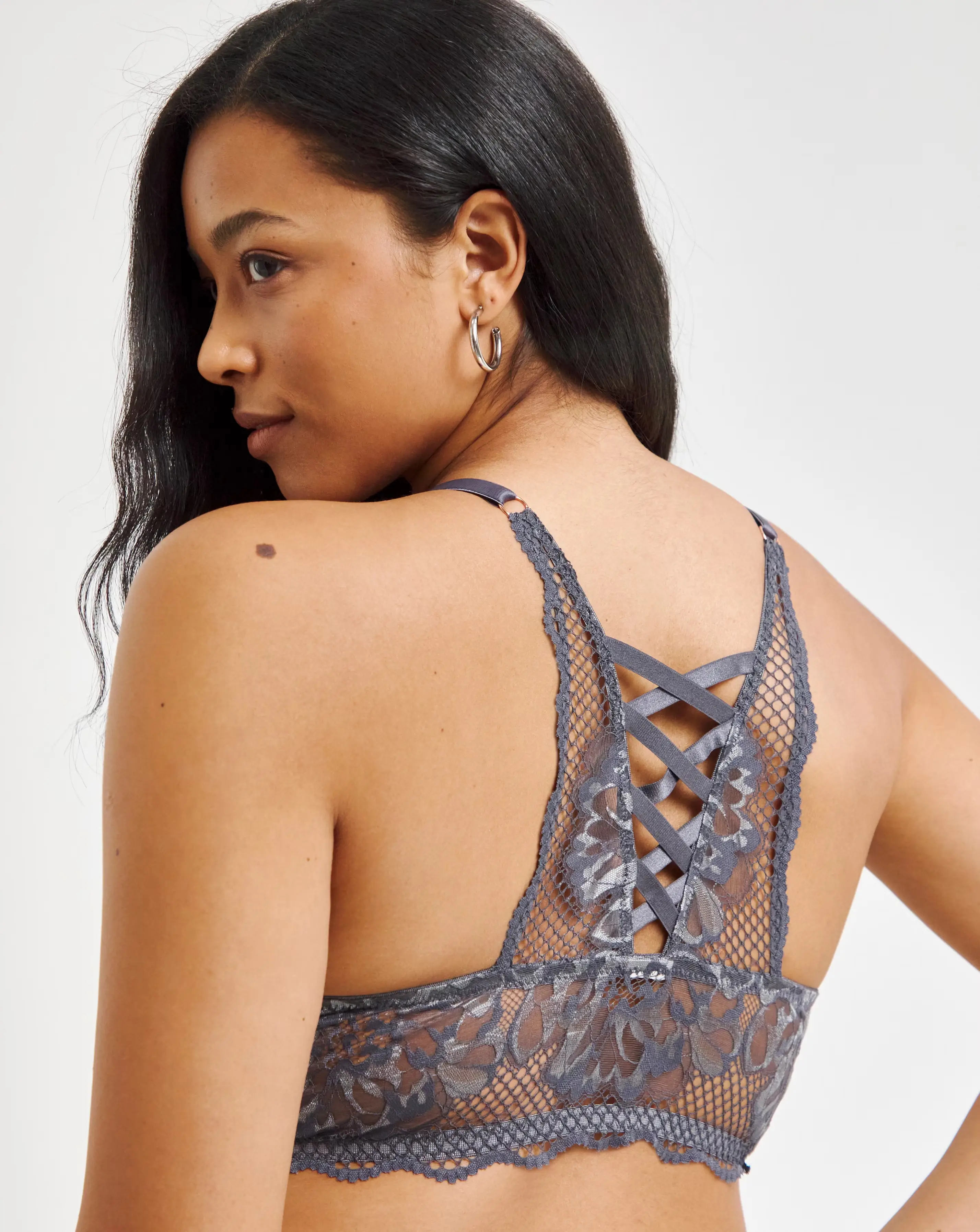 175115-figleaves-curve-amore-bralette-grey-1.webp