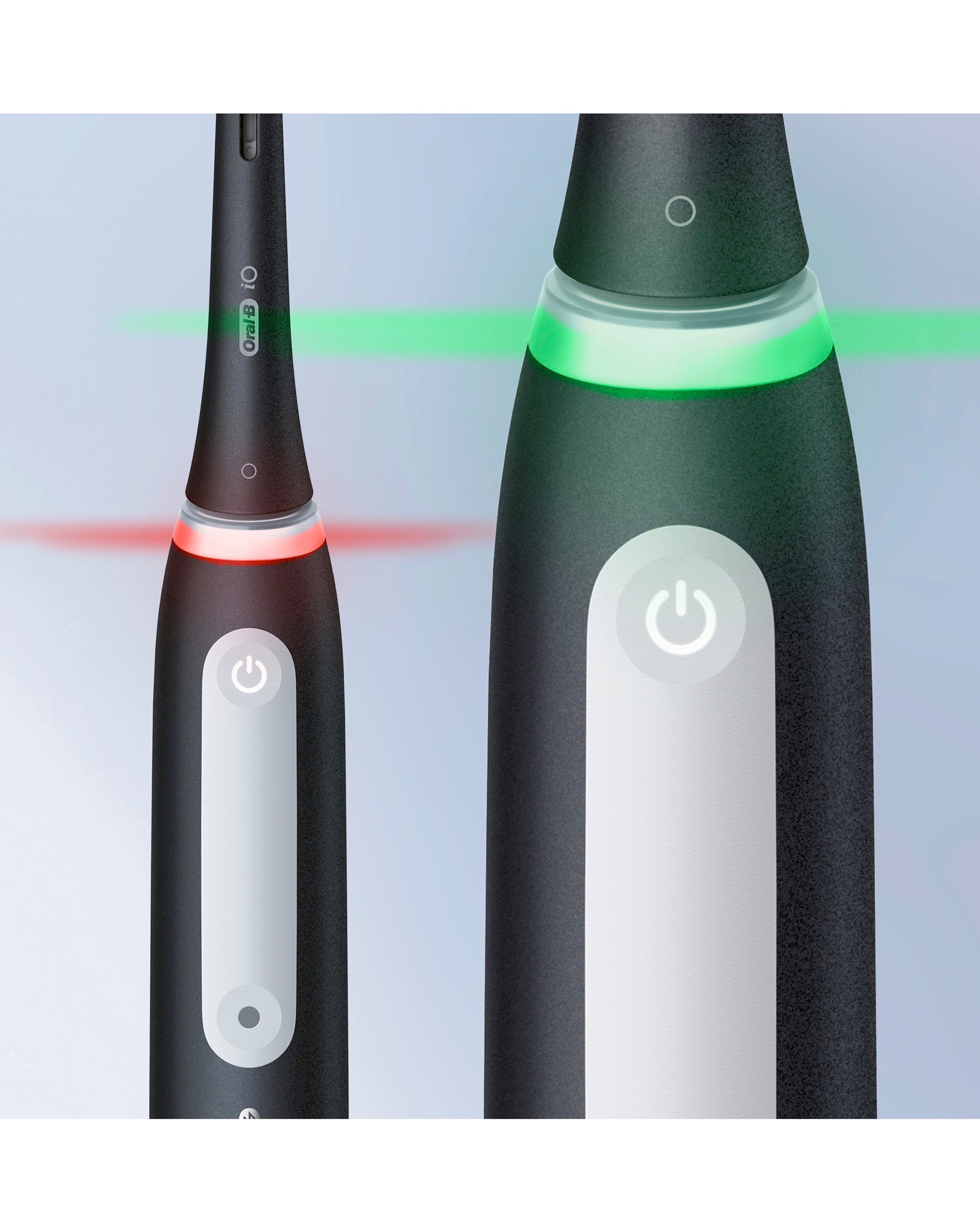 175331-oral-b-io4-black-with-travel-case-1.jpg
