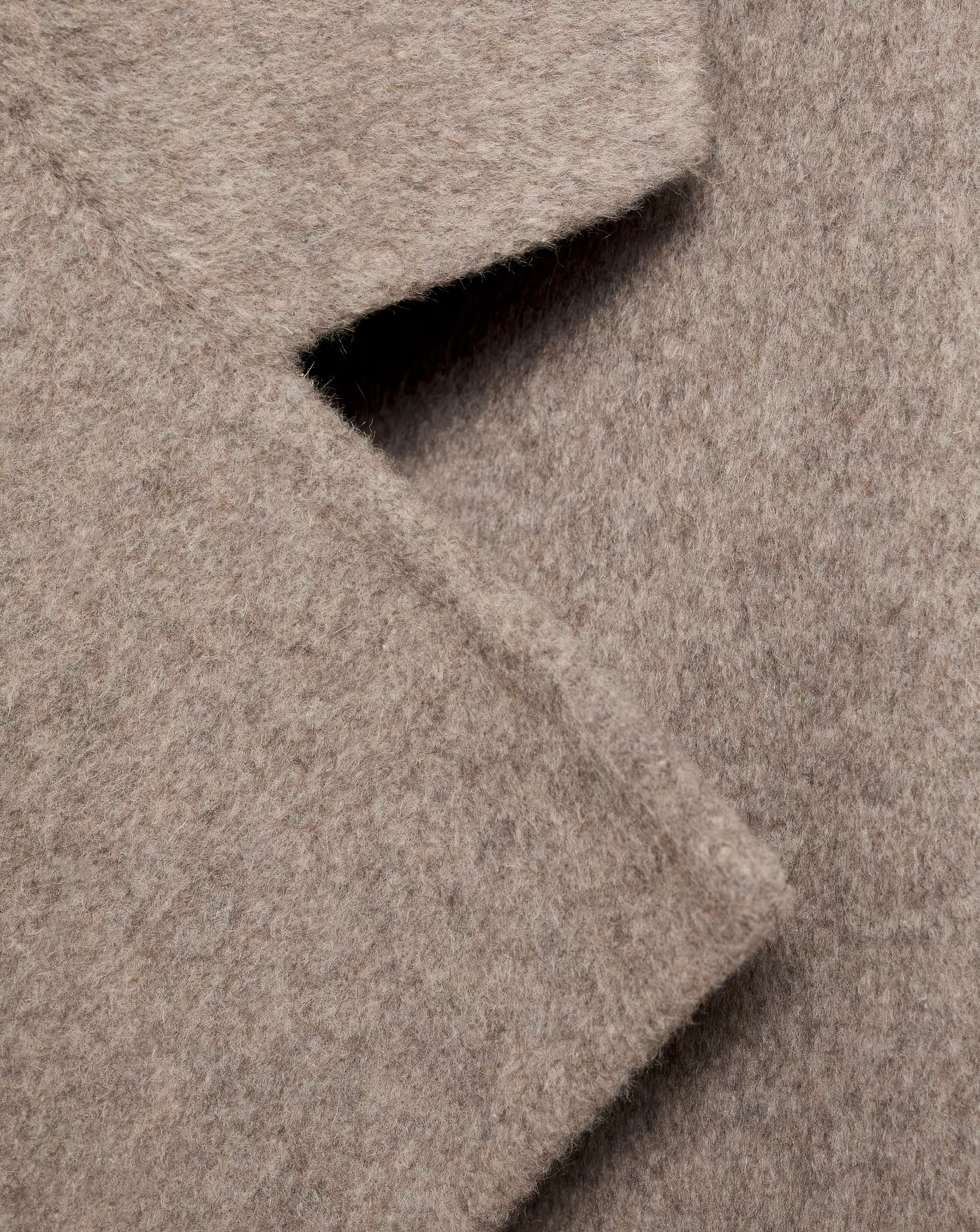 176935-mango-double-breasted-wool-coat-1.webp