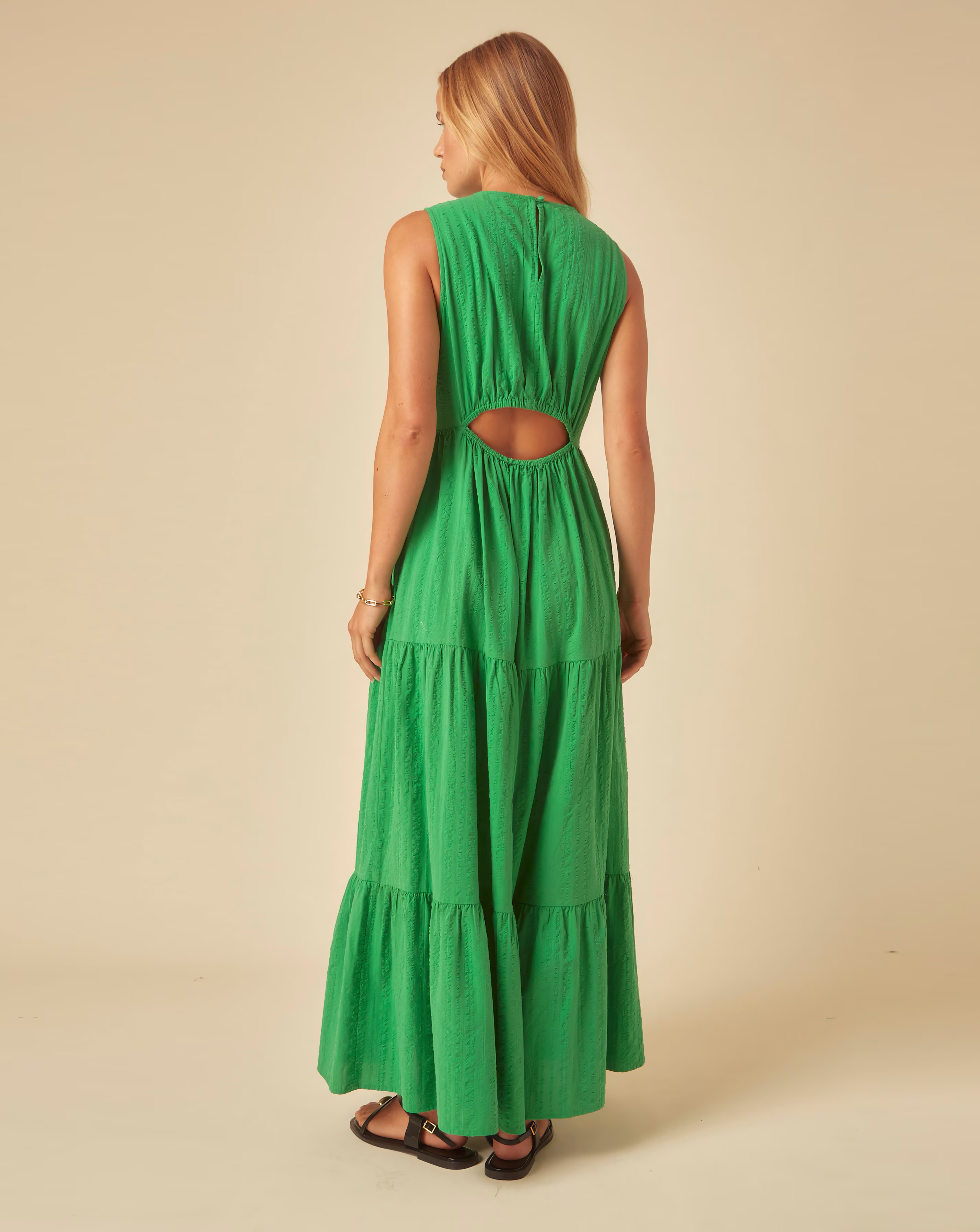 176971-nobody-x27-s-child-astrid-midi-dress-plain-1.jpg