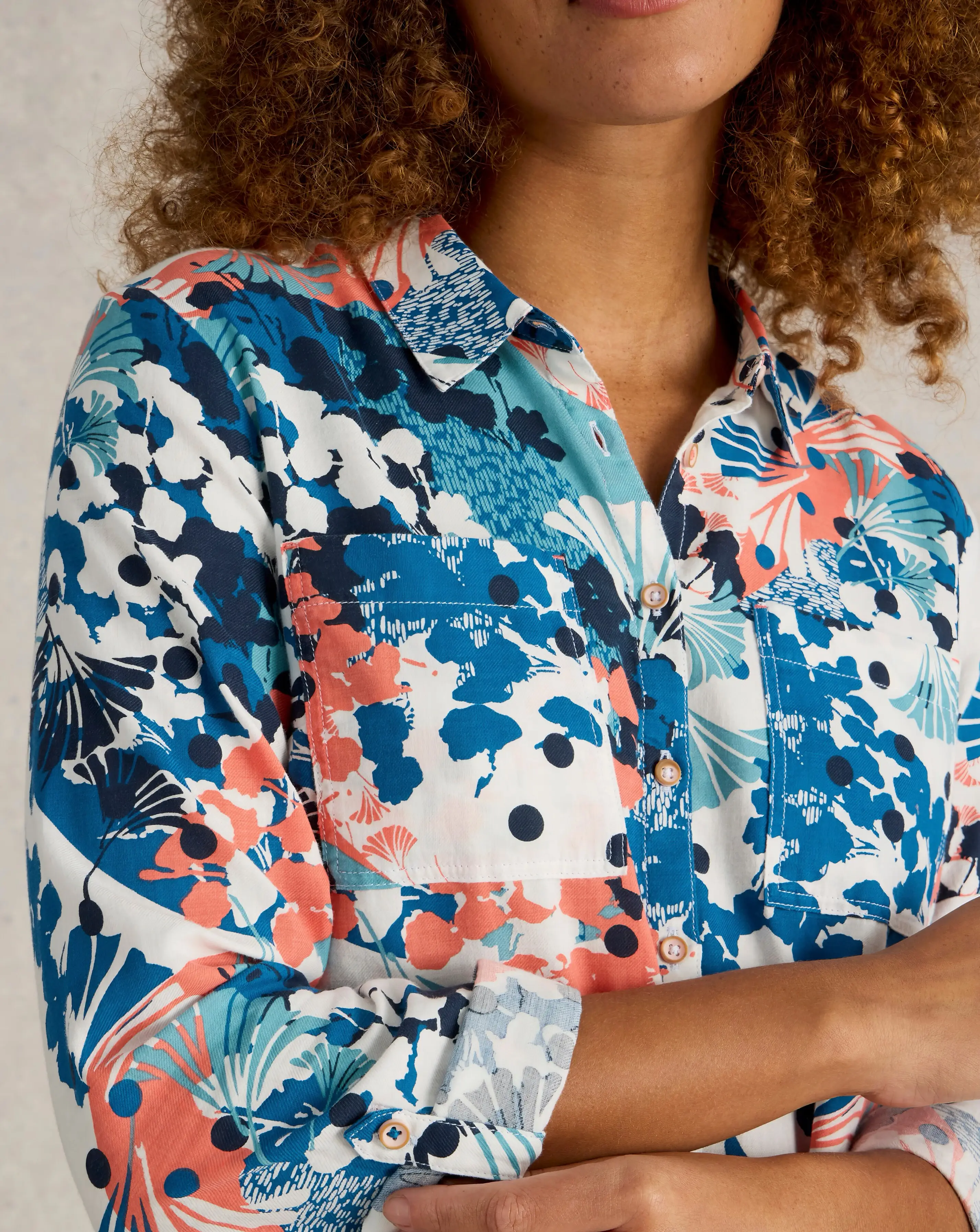 177155-white-stuff-sophie-organic-cotton-shirt-1.webp