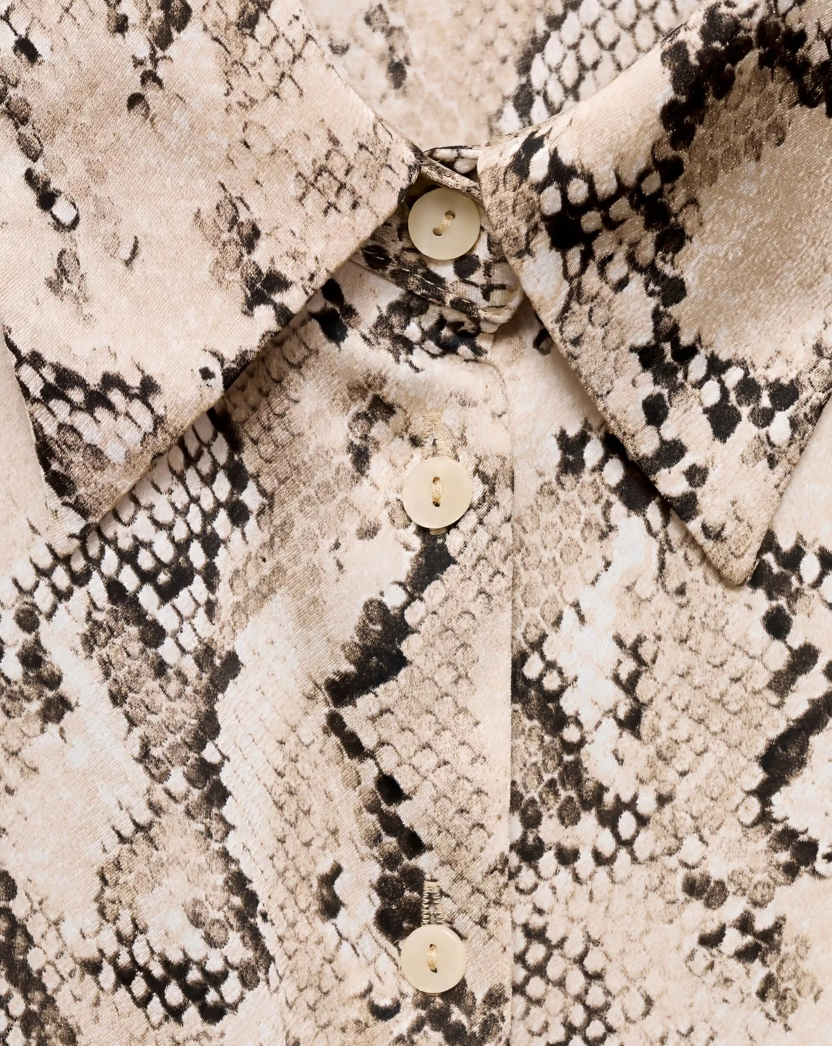 177563-mango-ideale-snake-print-shirt-1.webp