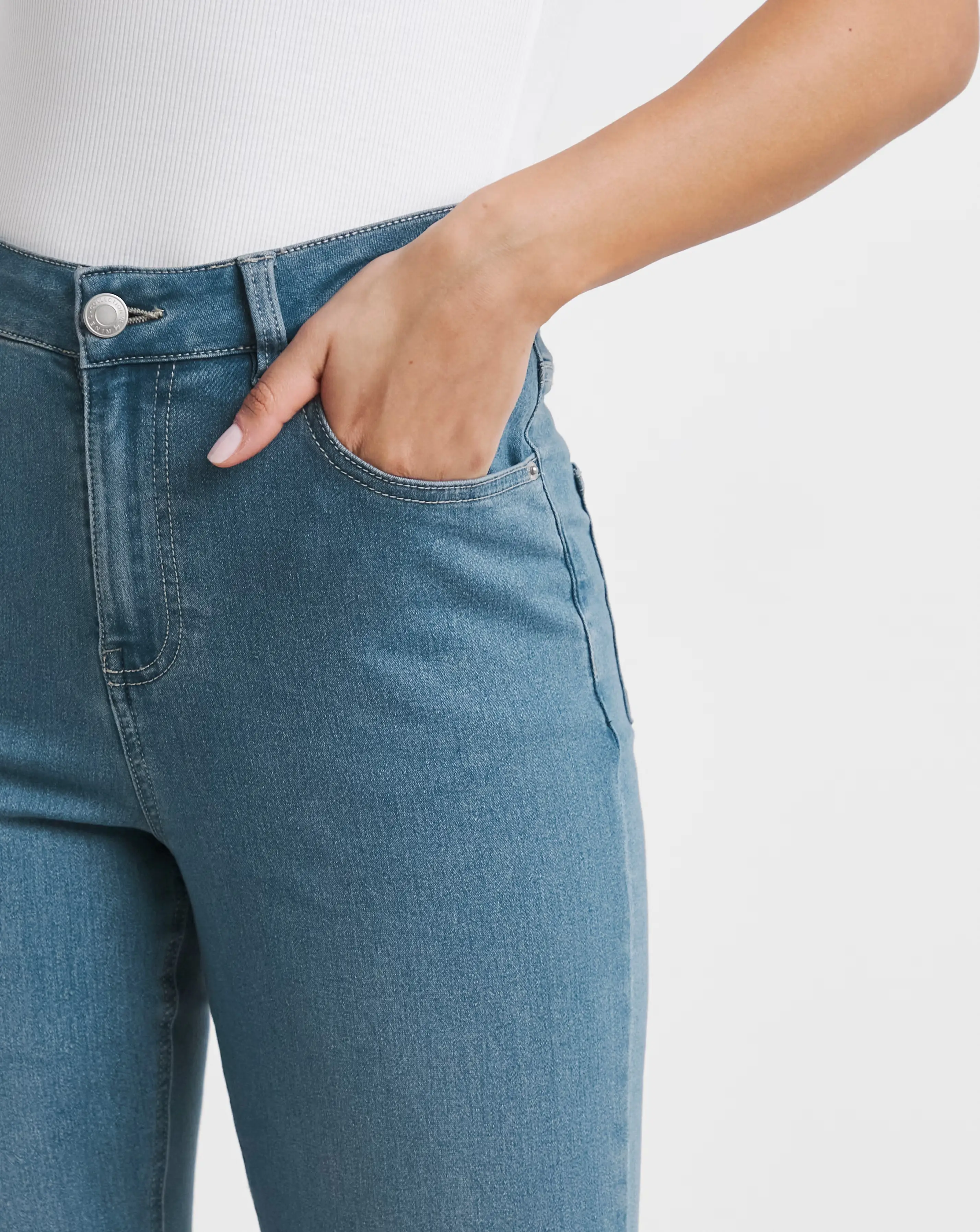 179726-mid-wash-highwaist-super-stretch-flared-jeans-1.jpg
