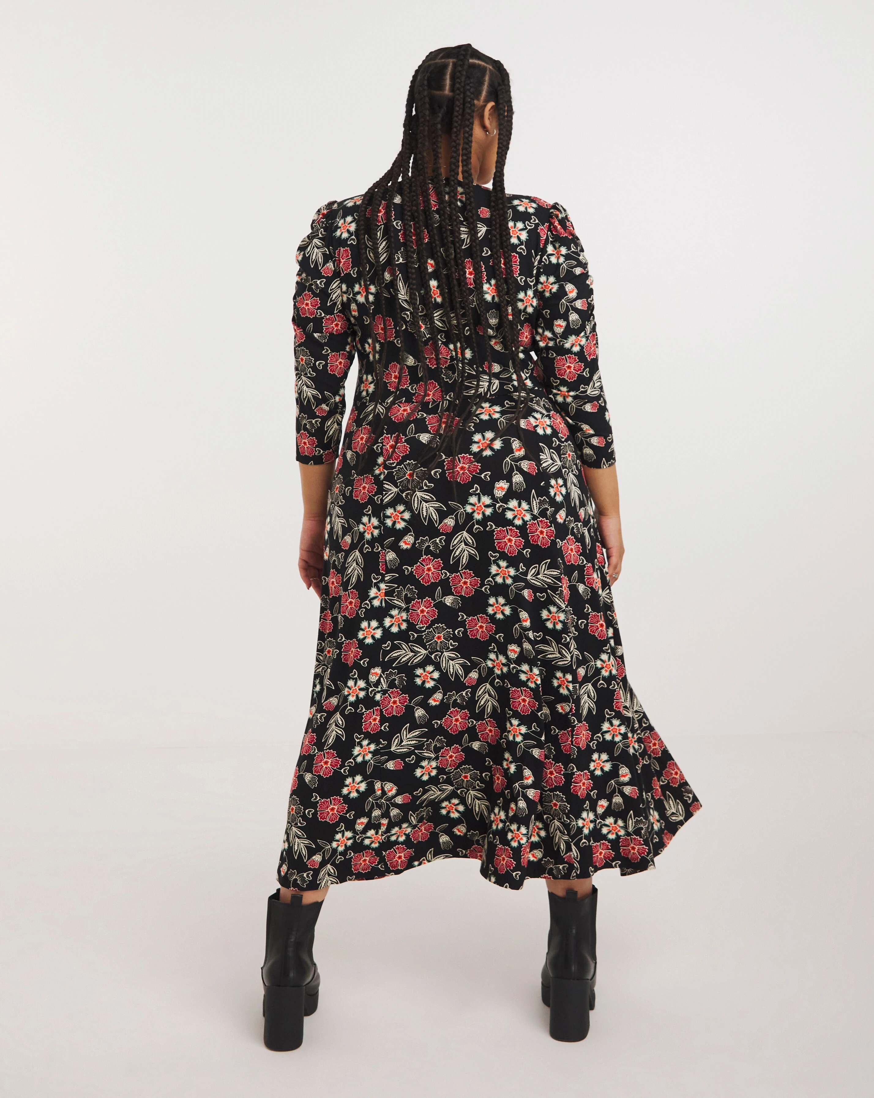 179913-joe-browns-black-floral-printed-long-sleeve-jersey-dress-1.webp