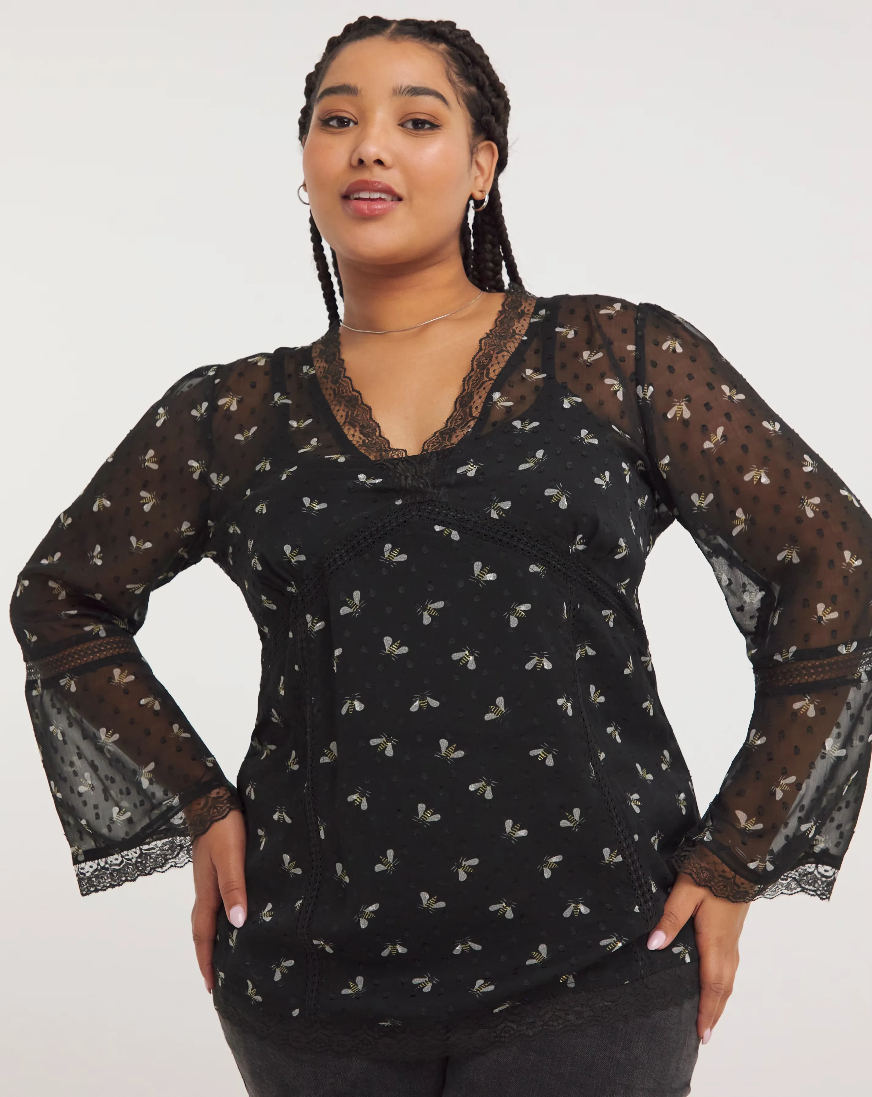 Joe Brown Be Beautiful Chiffon Blouse 1 180231-joe-brown-be-beautiful-chiffon-blouse-1.webp