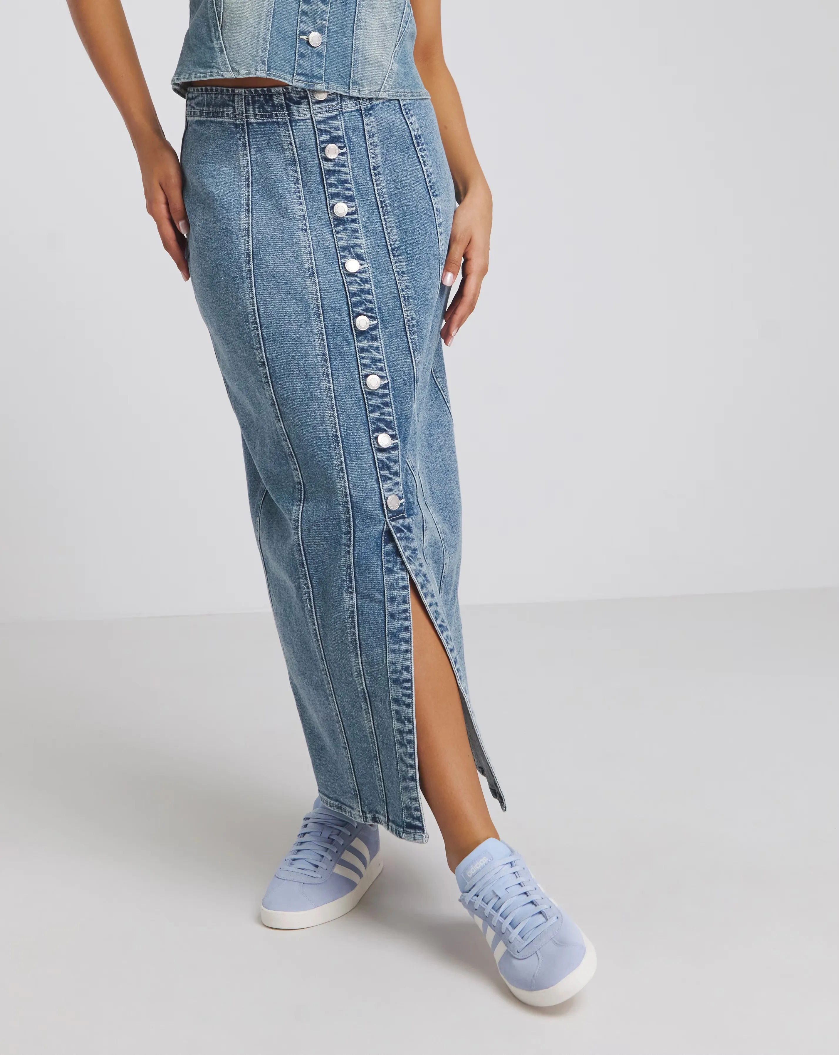 180575-simply-be-y2k-dark-wash-seamed-detail-denim-maxi-skirt-coord-1.jpg
