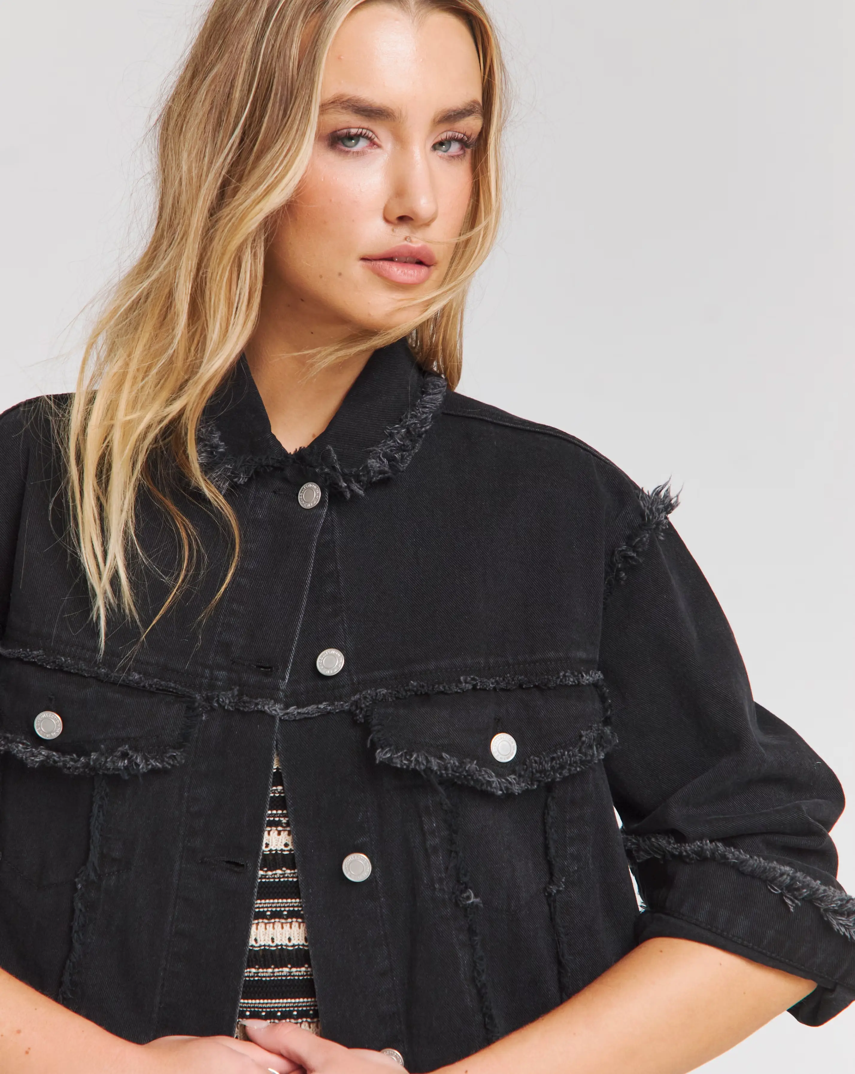 180614-black-frayed-hem-denim-jacket-1.webp