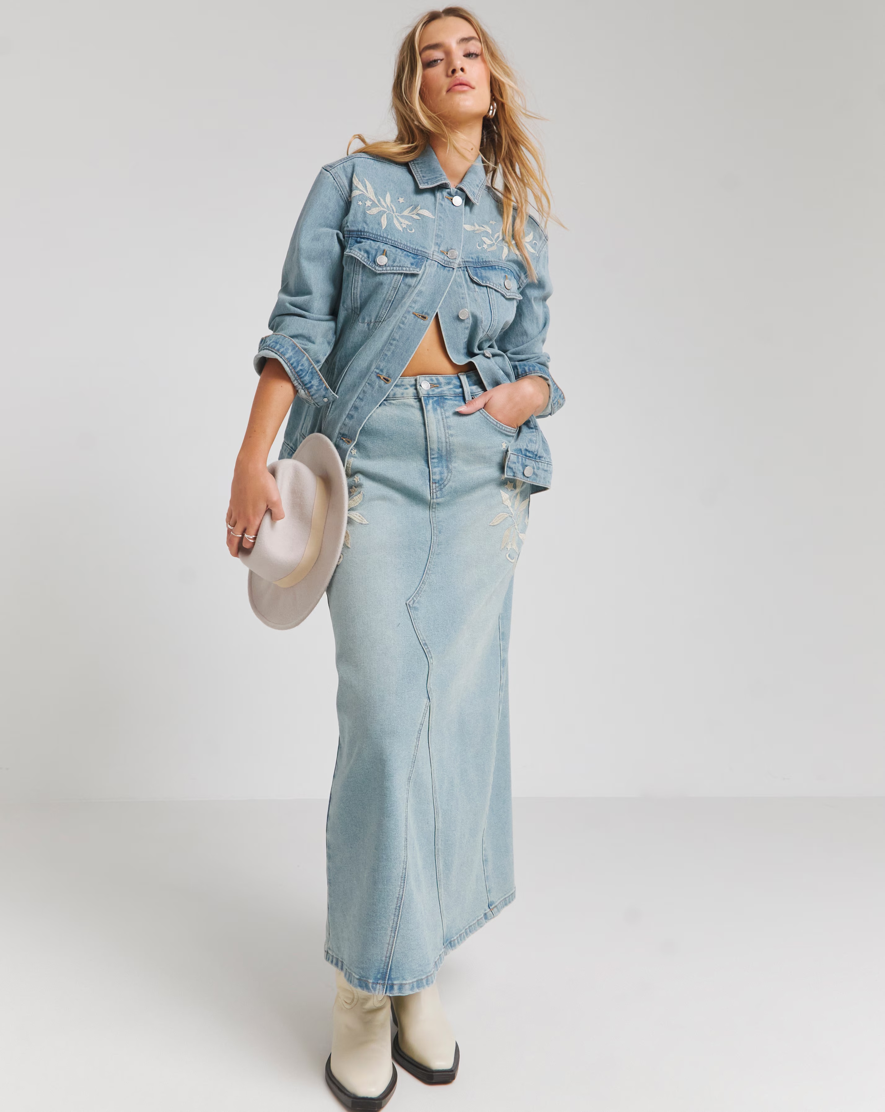 180705-simply-be-vintage-wash-western-embroidered-maxi-skirt-1.jpg