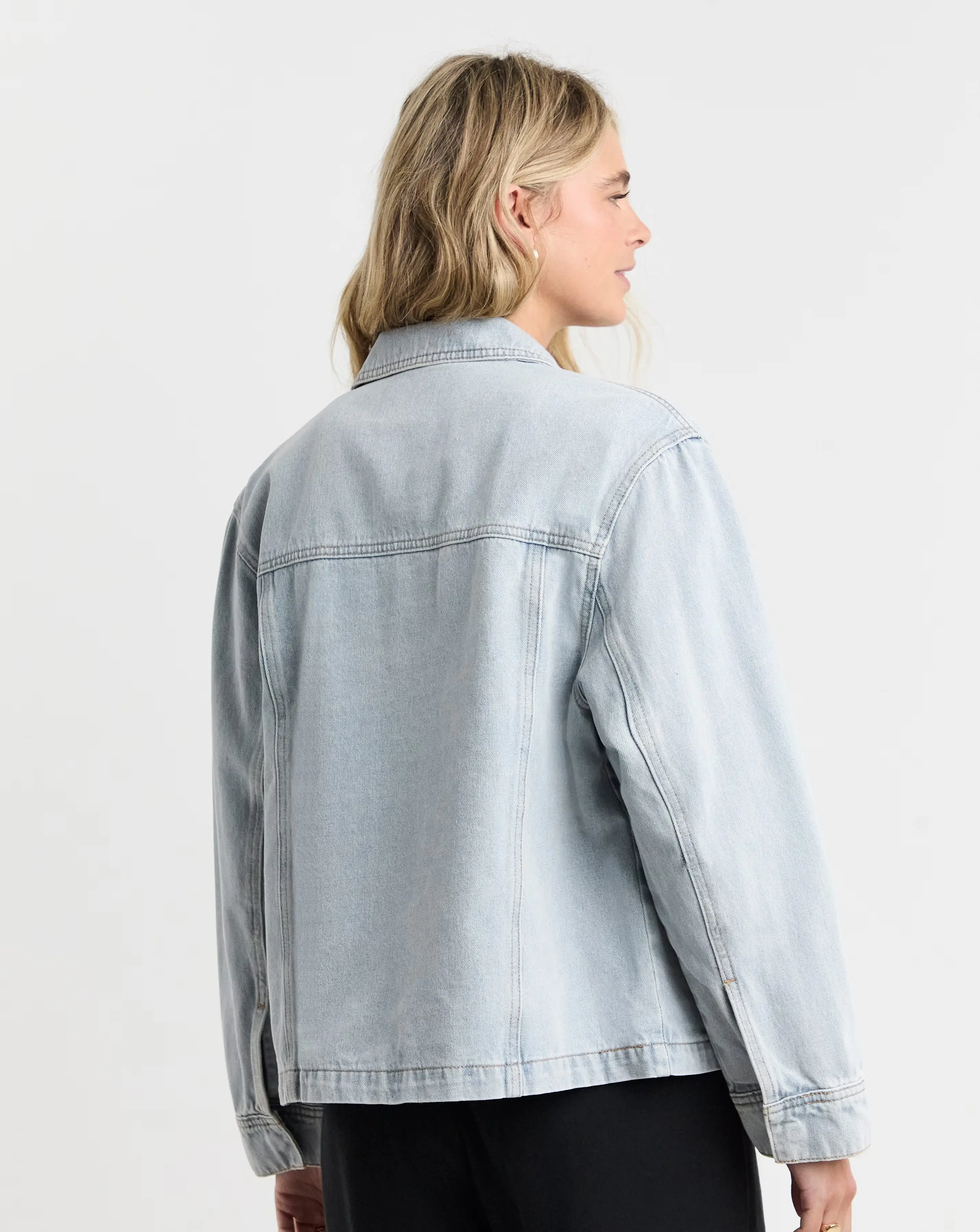 180756-simply-be-light-wash-utility-cargo-pocket-denim-jacket-1.webp