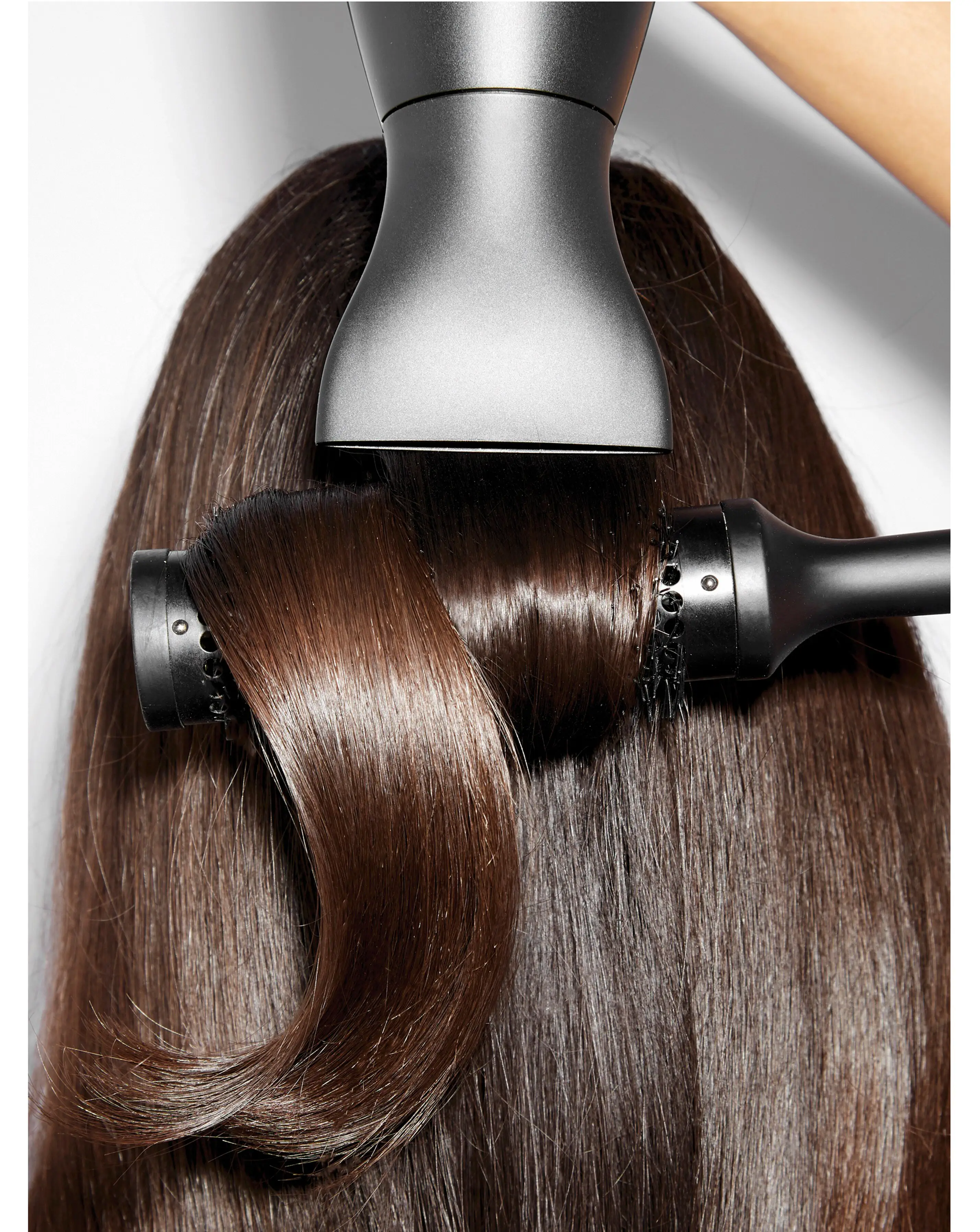18422-ghd-helios-professional-hairdryer-black-1.webp