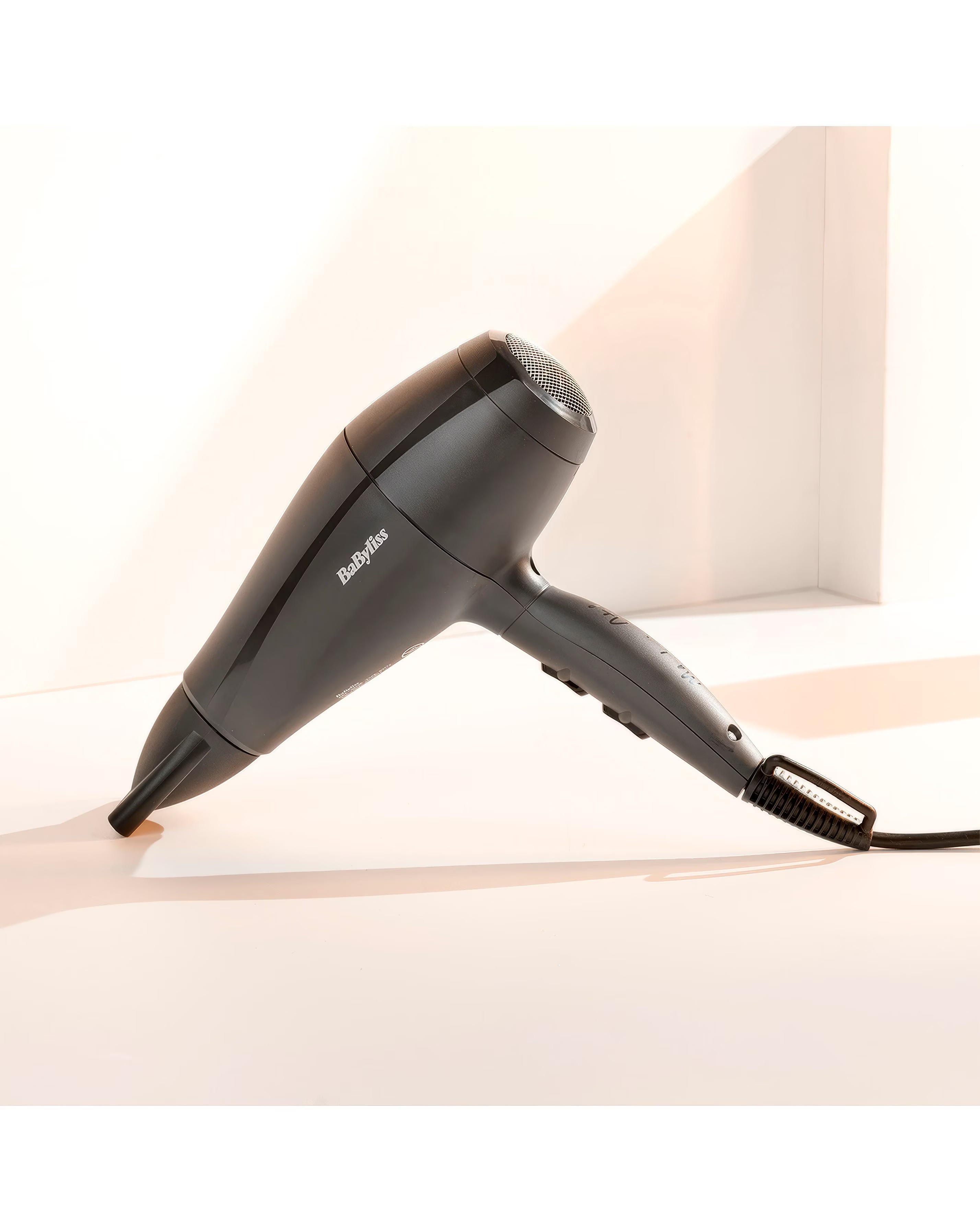 18434-babyliss-power-dry-light-2000-hair-dryer-1.jpg